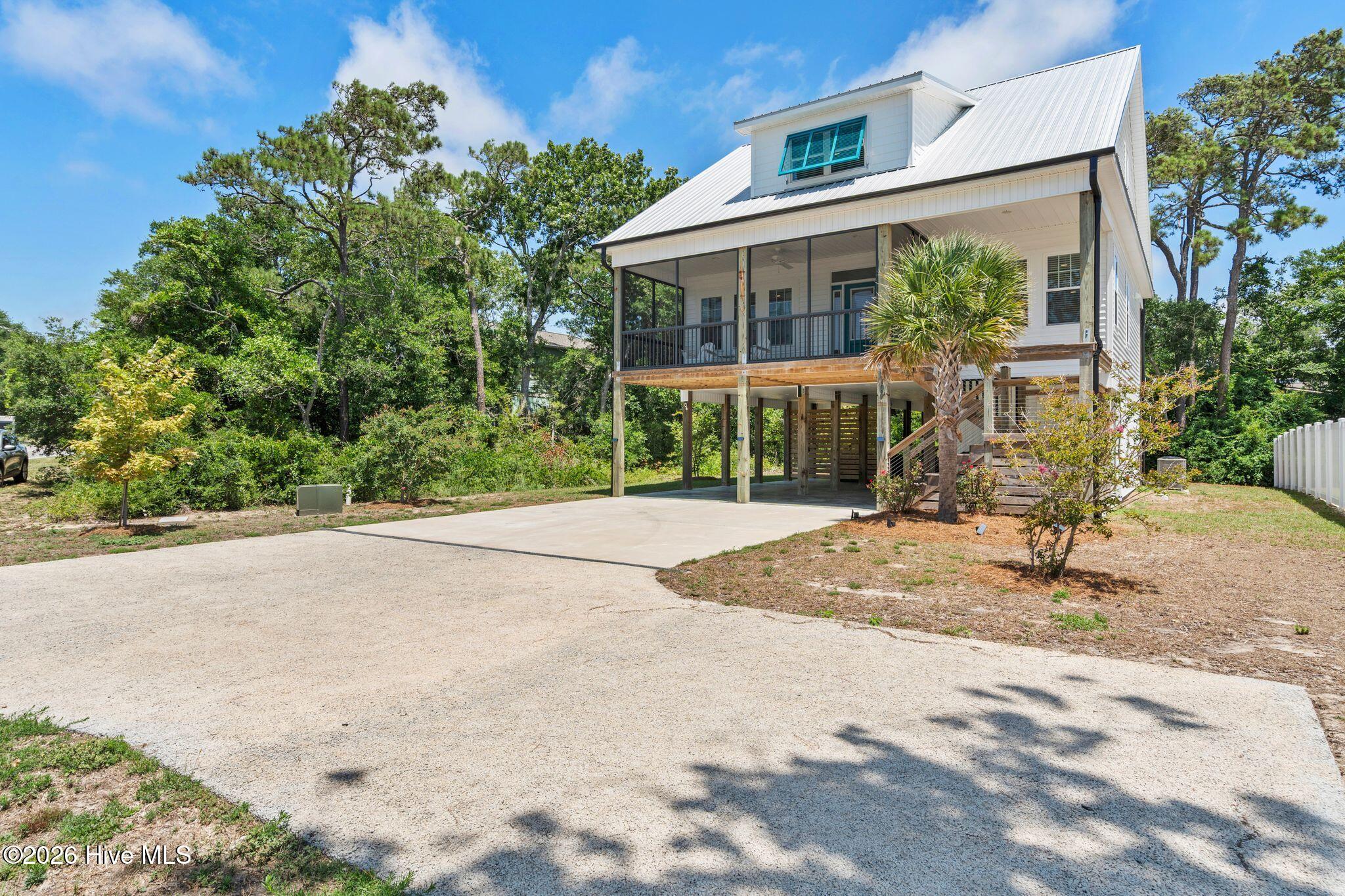 3106 E Oak Island Drive Property Photo 2