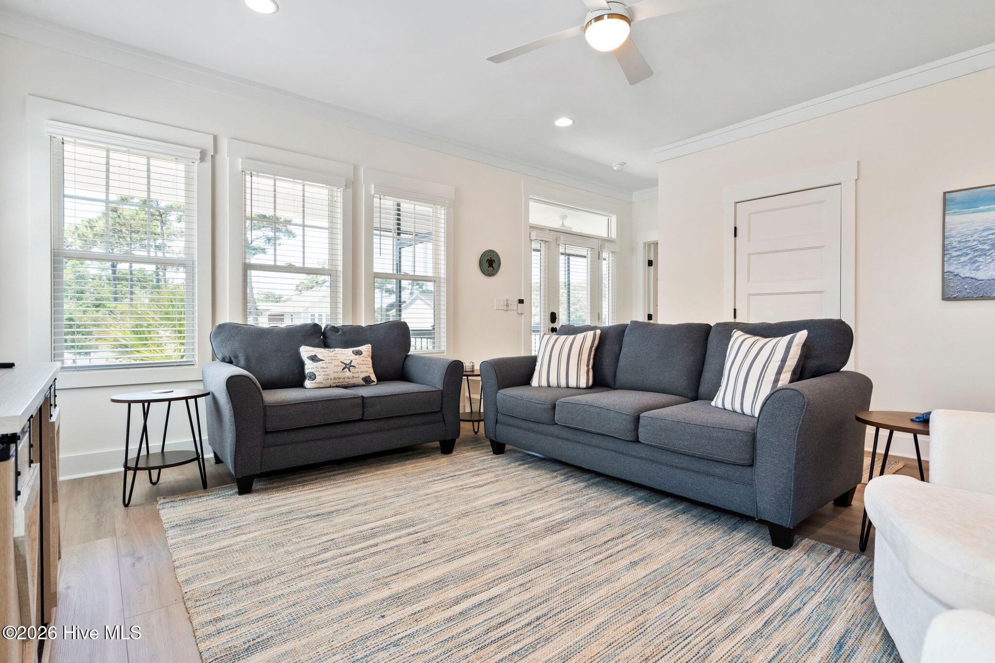 3106 E Oak Island Drive Property Photo 15