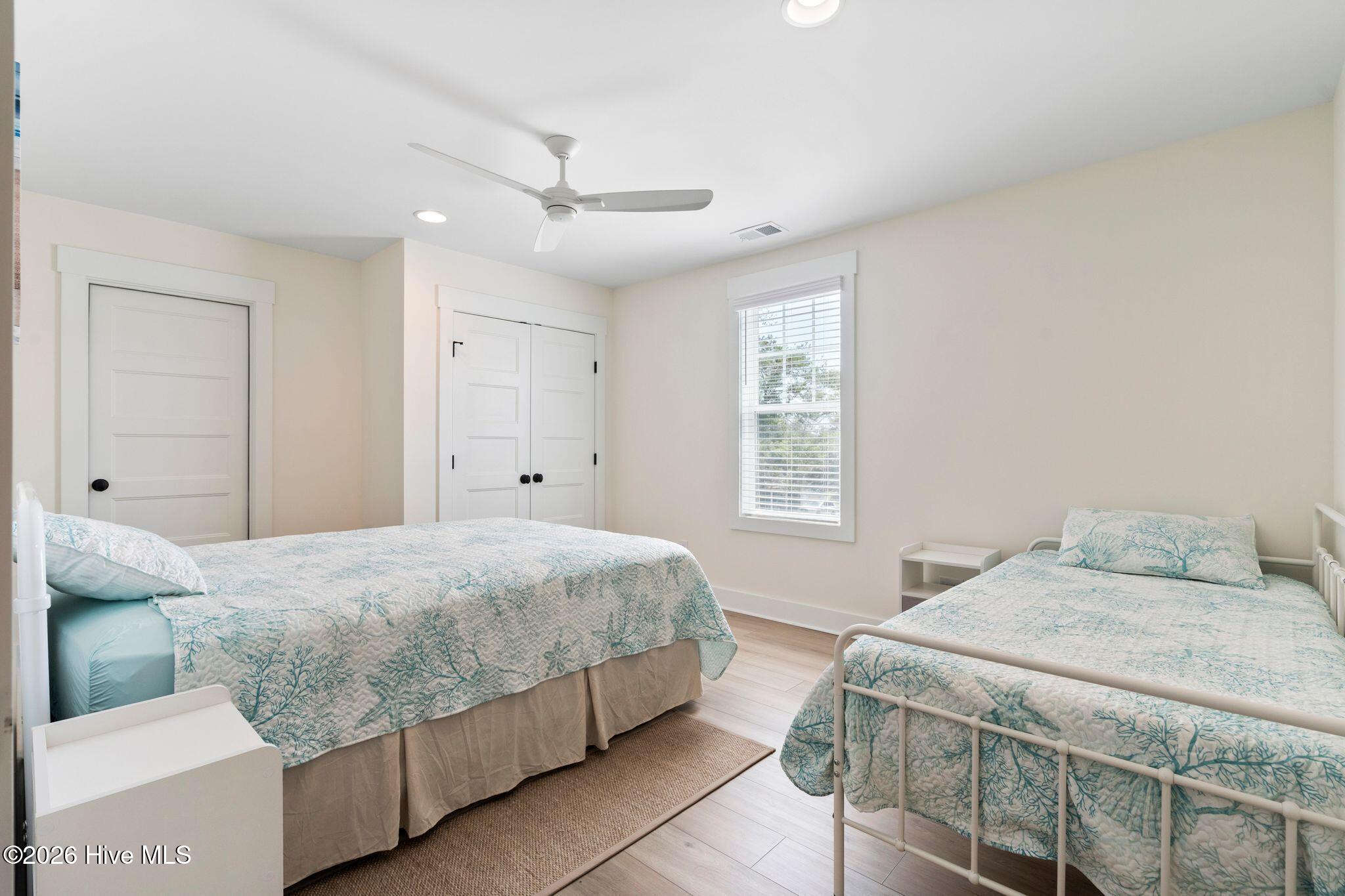 3106 E Oak Island Drive Property Photo 32