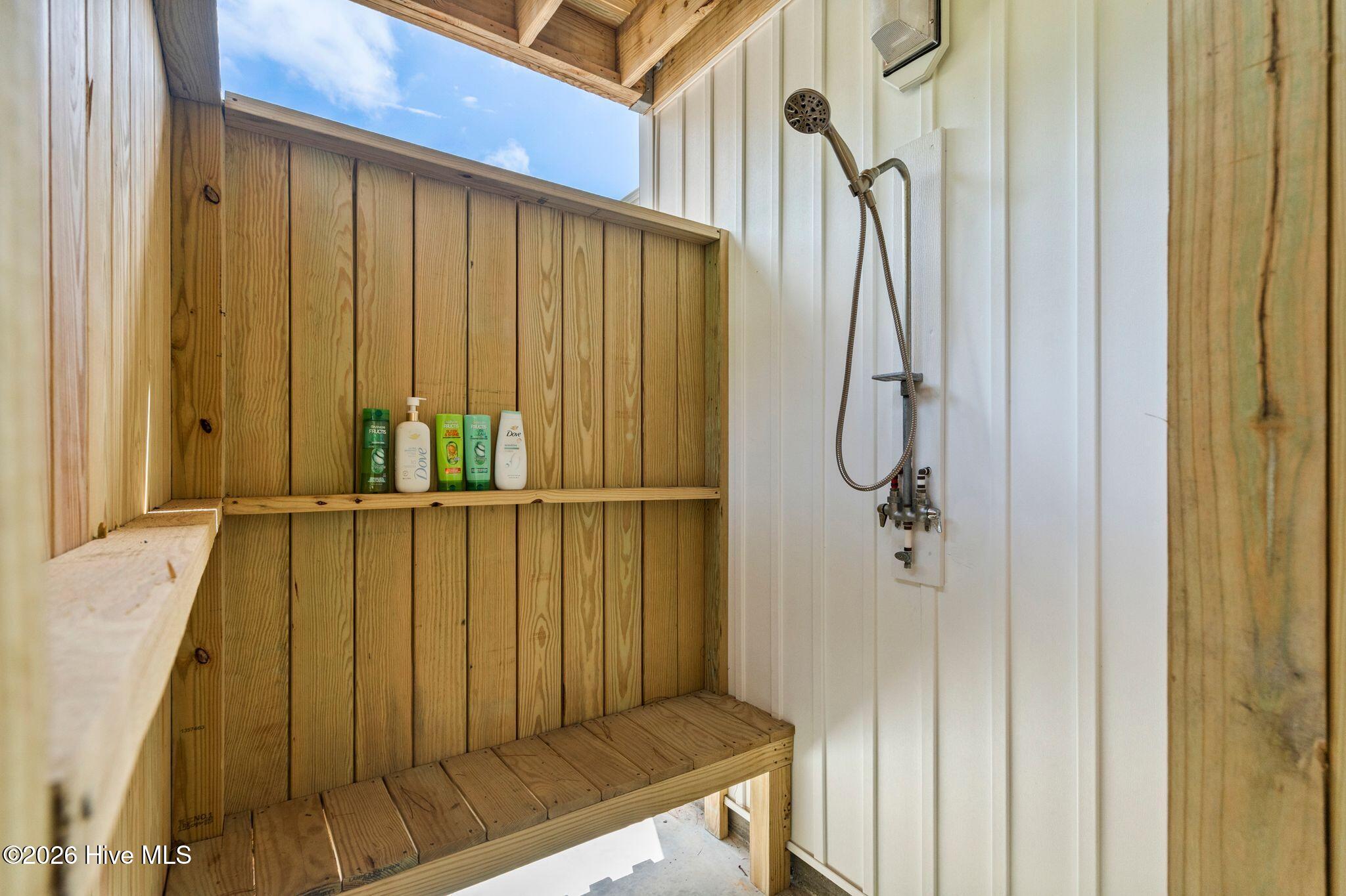 3106 E Oak Island Drive Property Photo 49