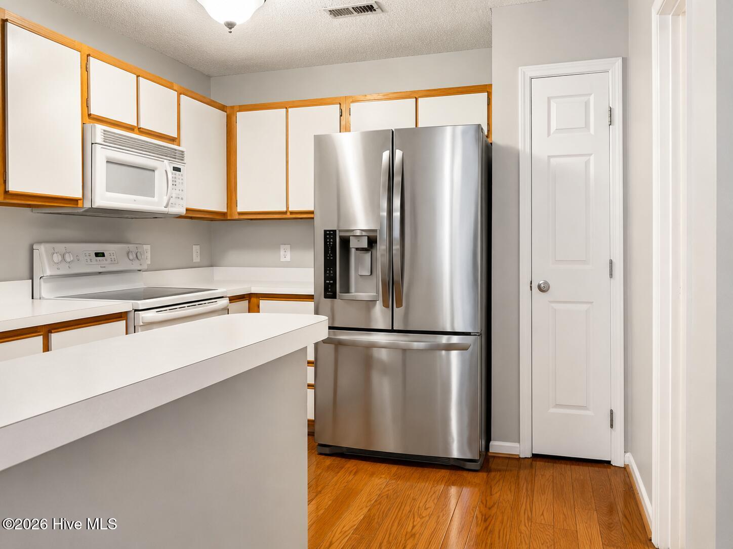 605 Spring Forest Road E Property Photo 9