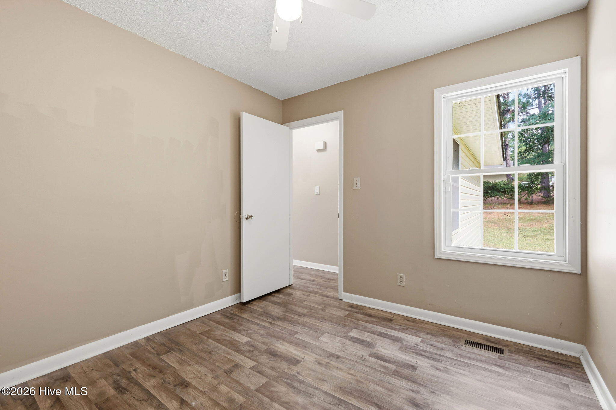 3323 Arrowhead Road Property Photo 22