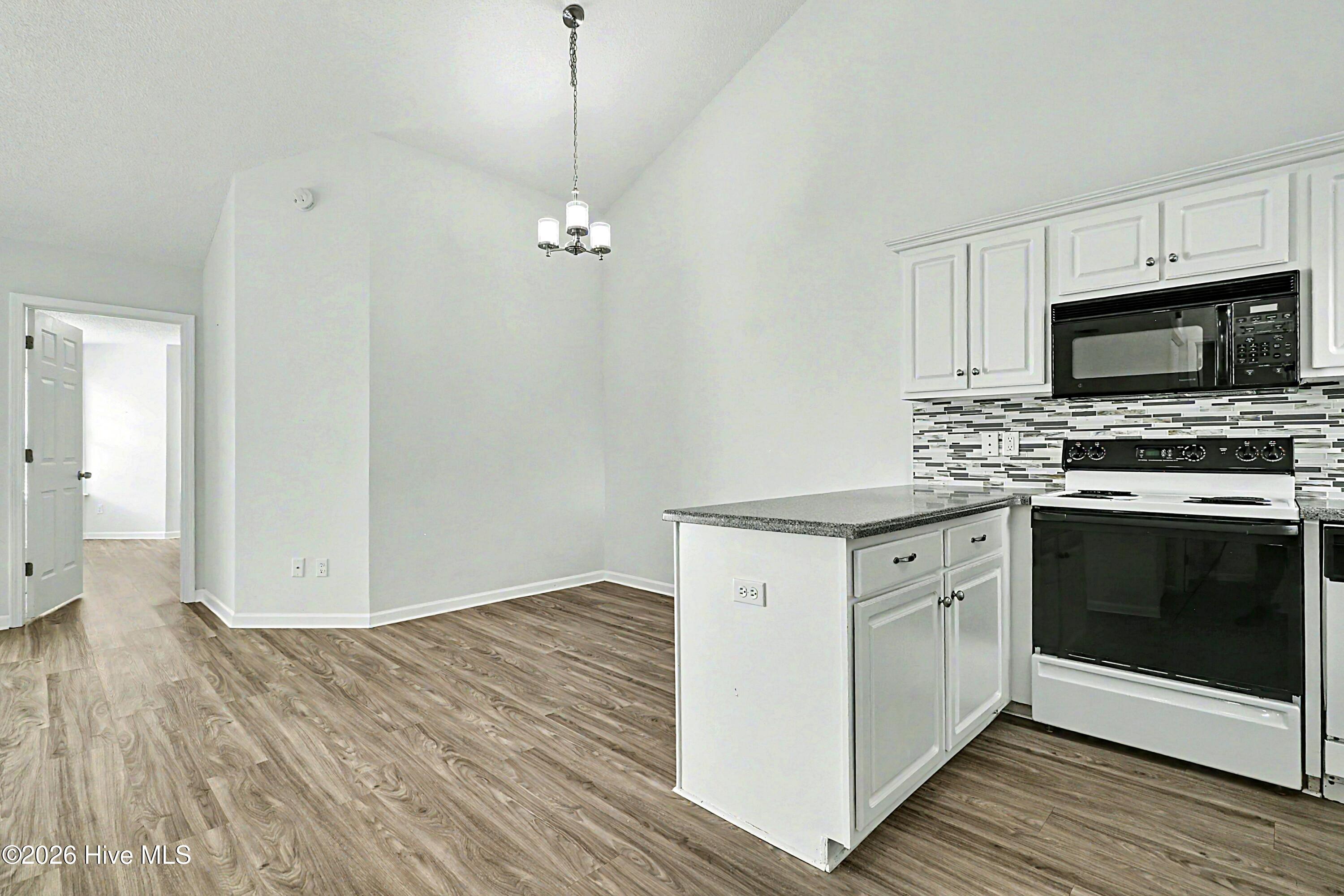3887 Merestone Drive Property Photo 10