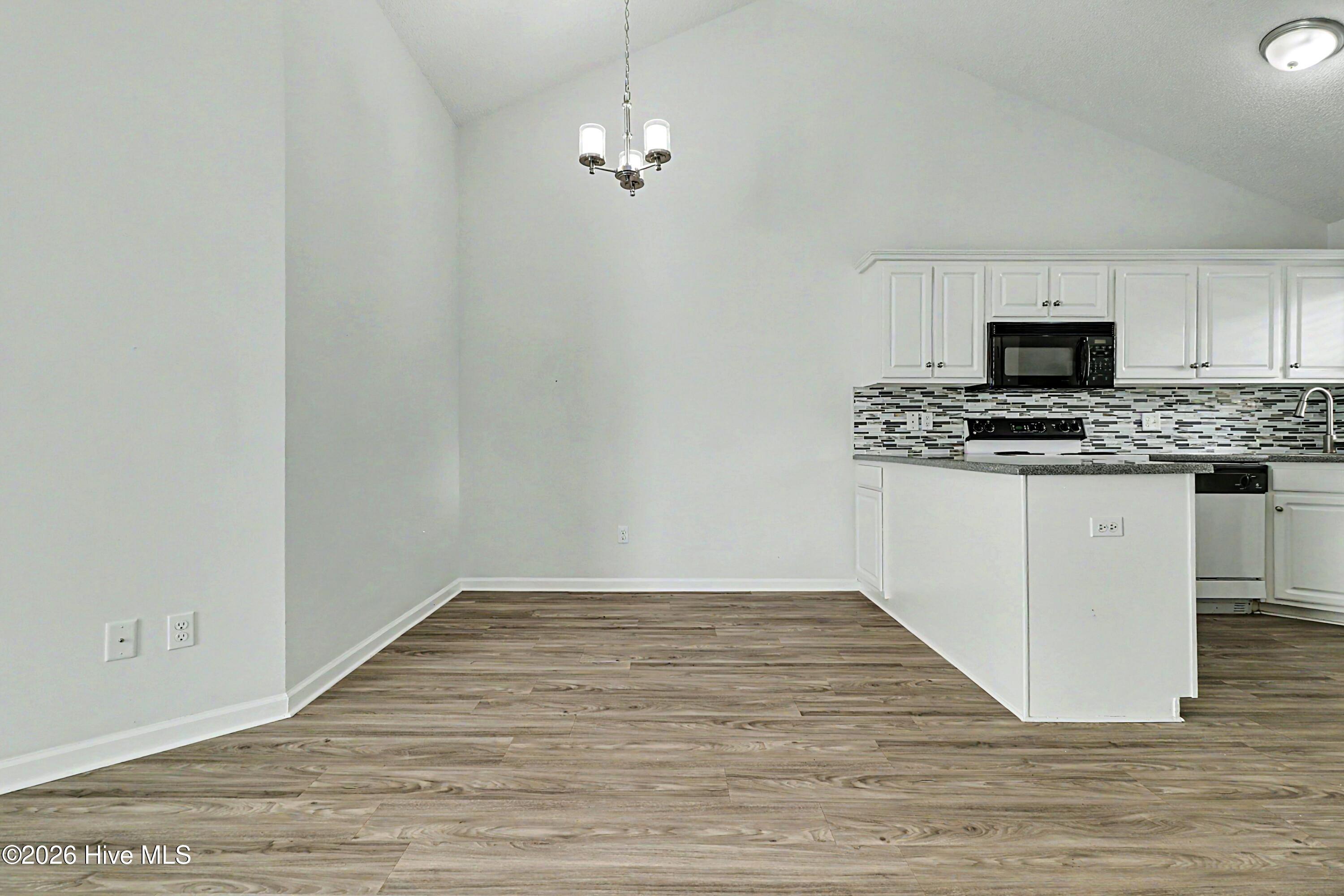 3887 Merestone Drive Property Photo 11