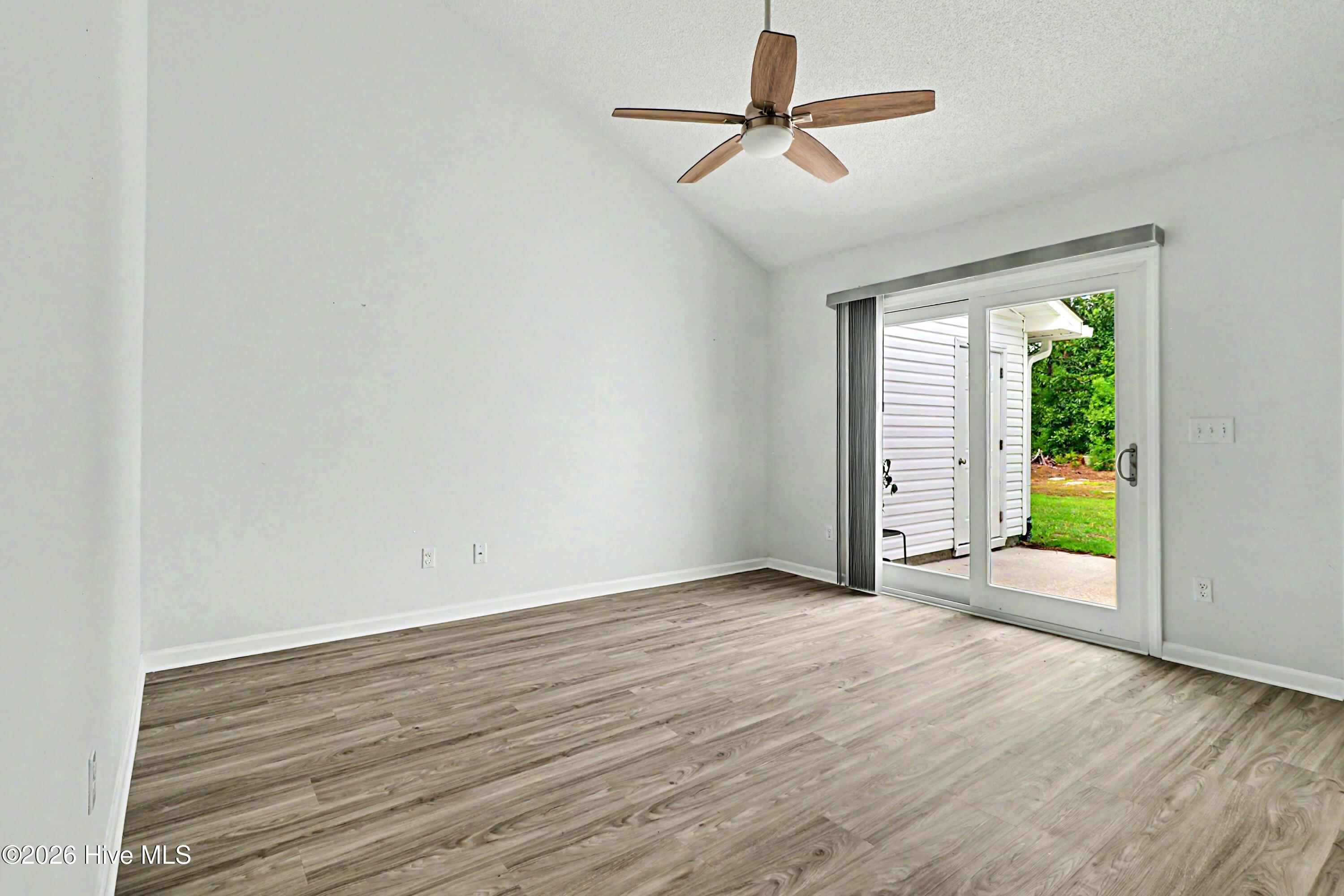 3887 Merestone Drive Property Photo 18