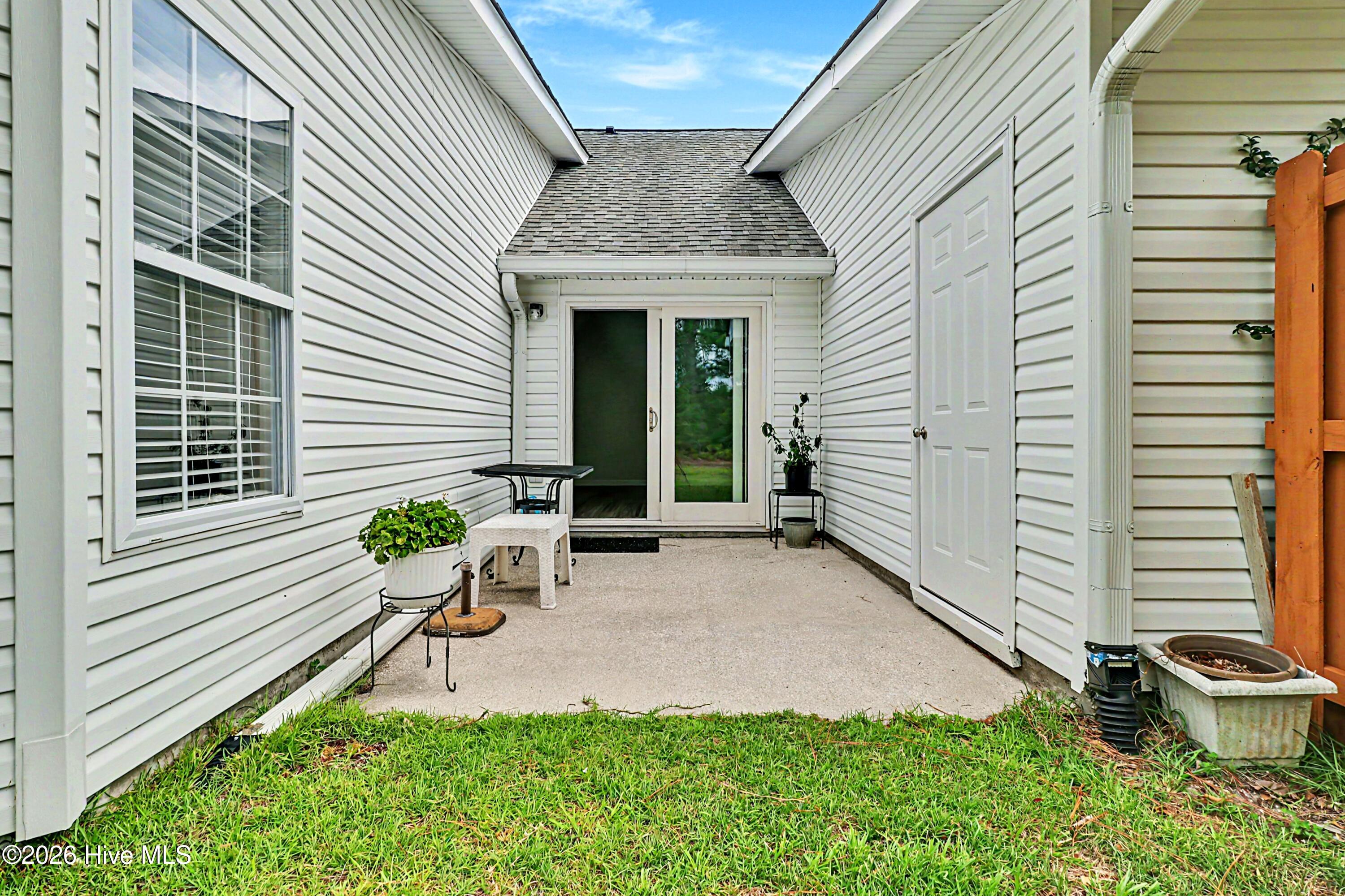 3887 Merestone Drive Property Photo 29