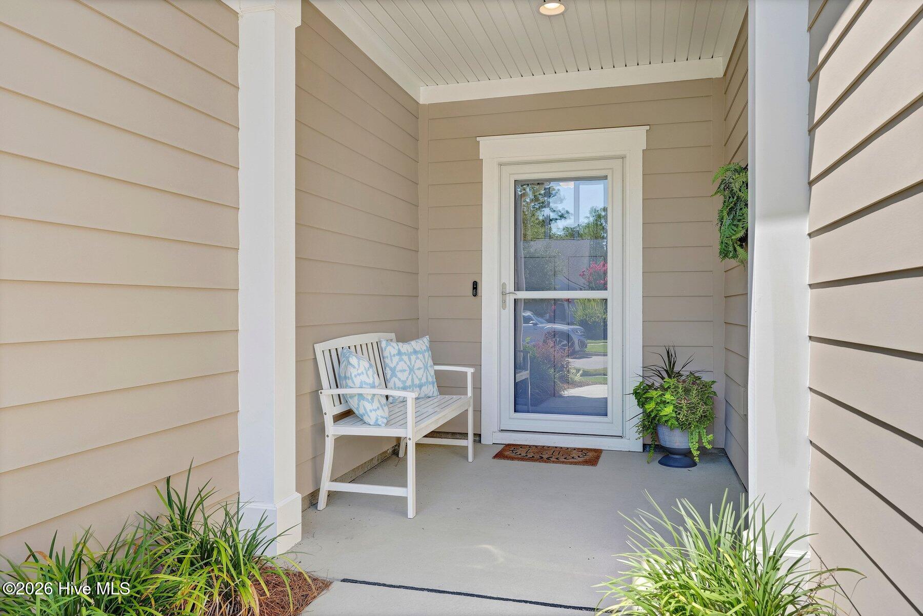 665 Folsom Avenue Property Photo 3