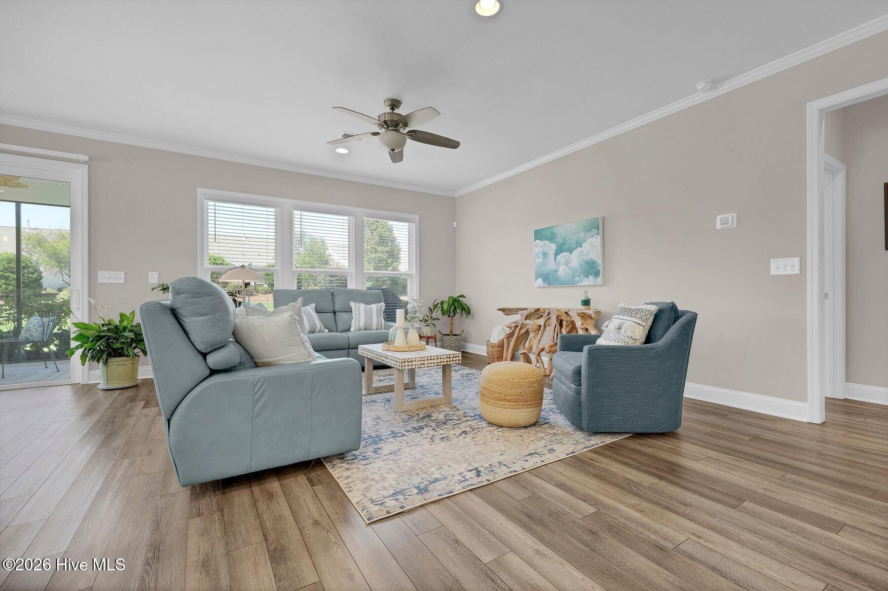 665 Folsom Avenue Property Photo 10