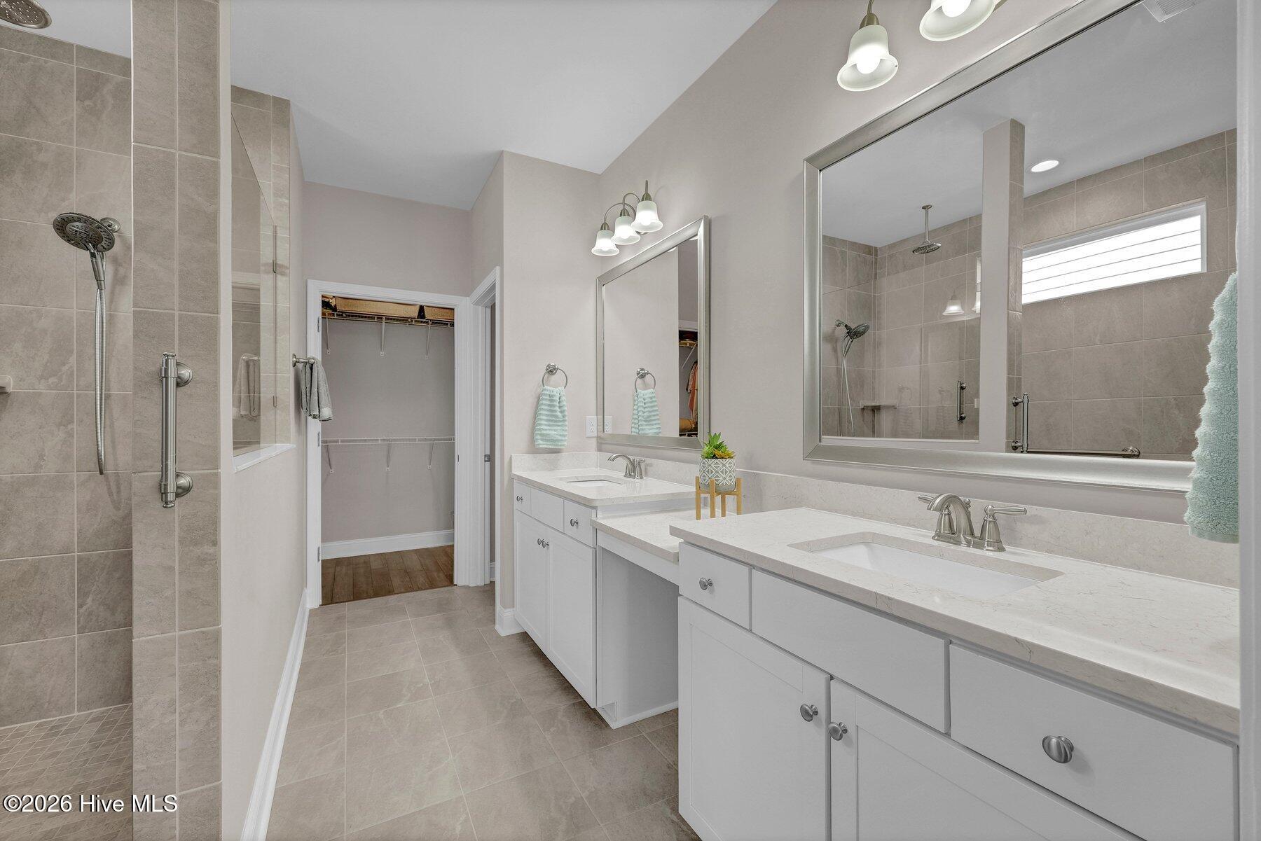 665 Folsom Avenue Property Photo 13