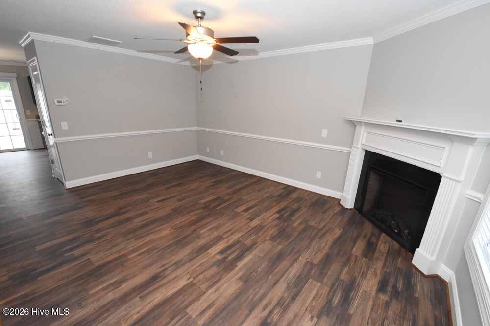 124 Chandler Drive B Property Photo 2