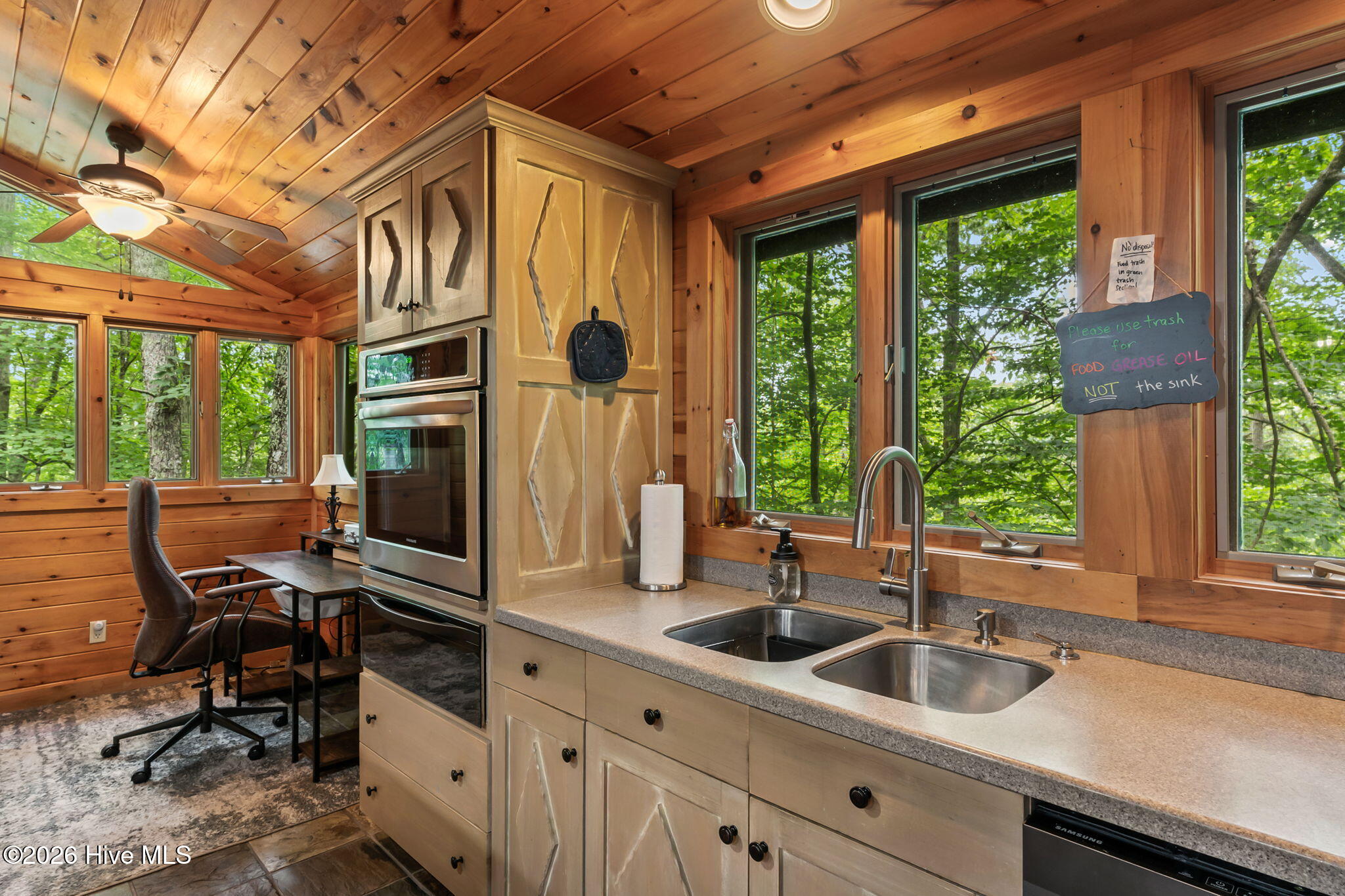 398 Mountain Tops Circle Property Photo 12