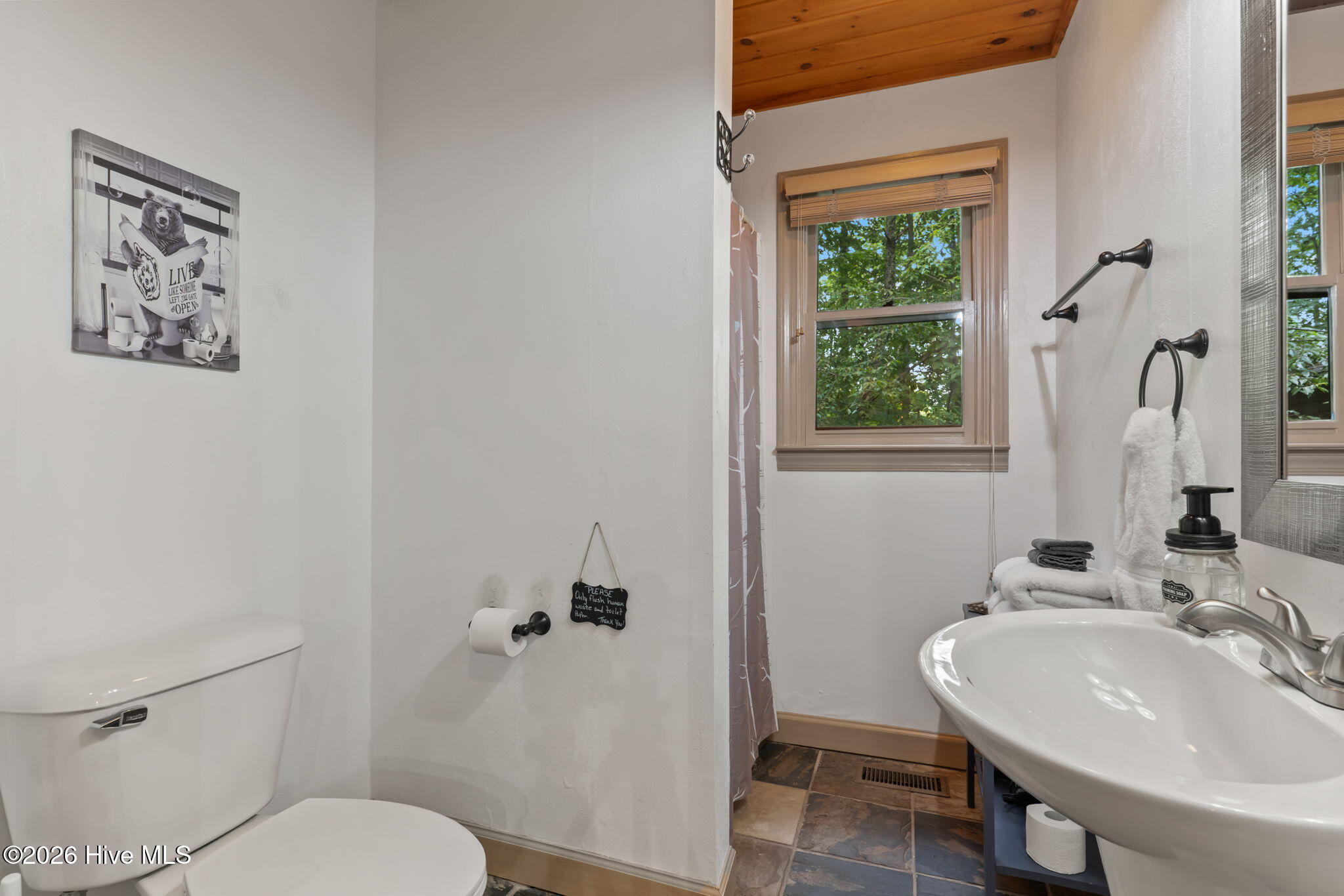 398 Mountain Tops Circle Property Photo 15