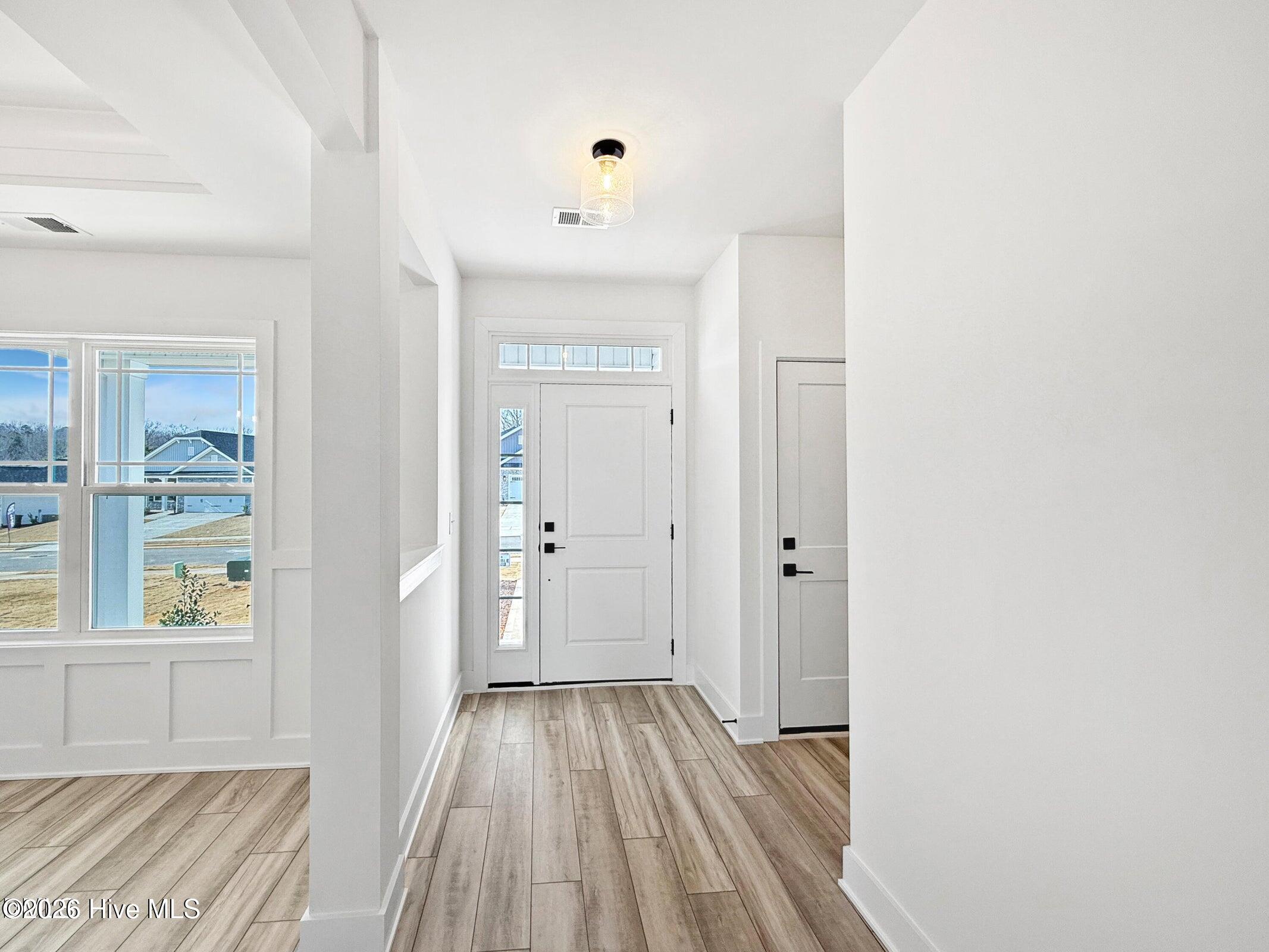 102 Jackson Ridge Way Property Photo 3