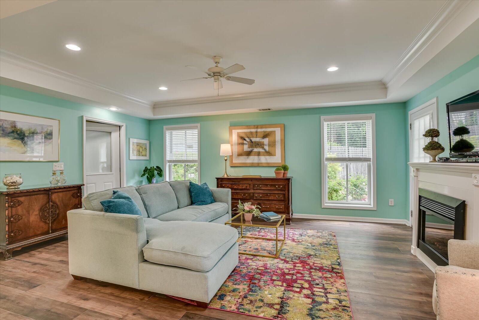 212 Jackson Avenue Property Photo 3