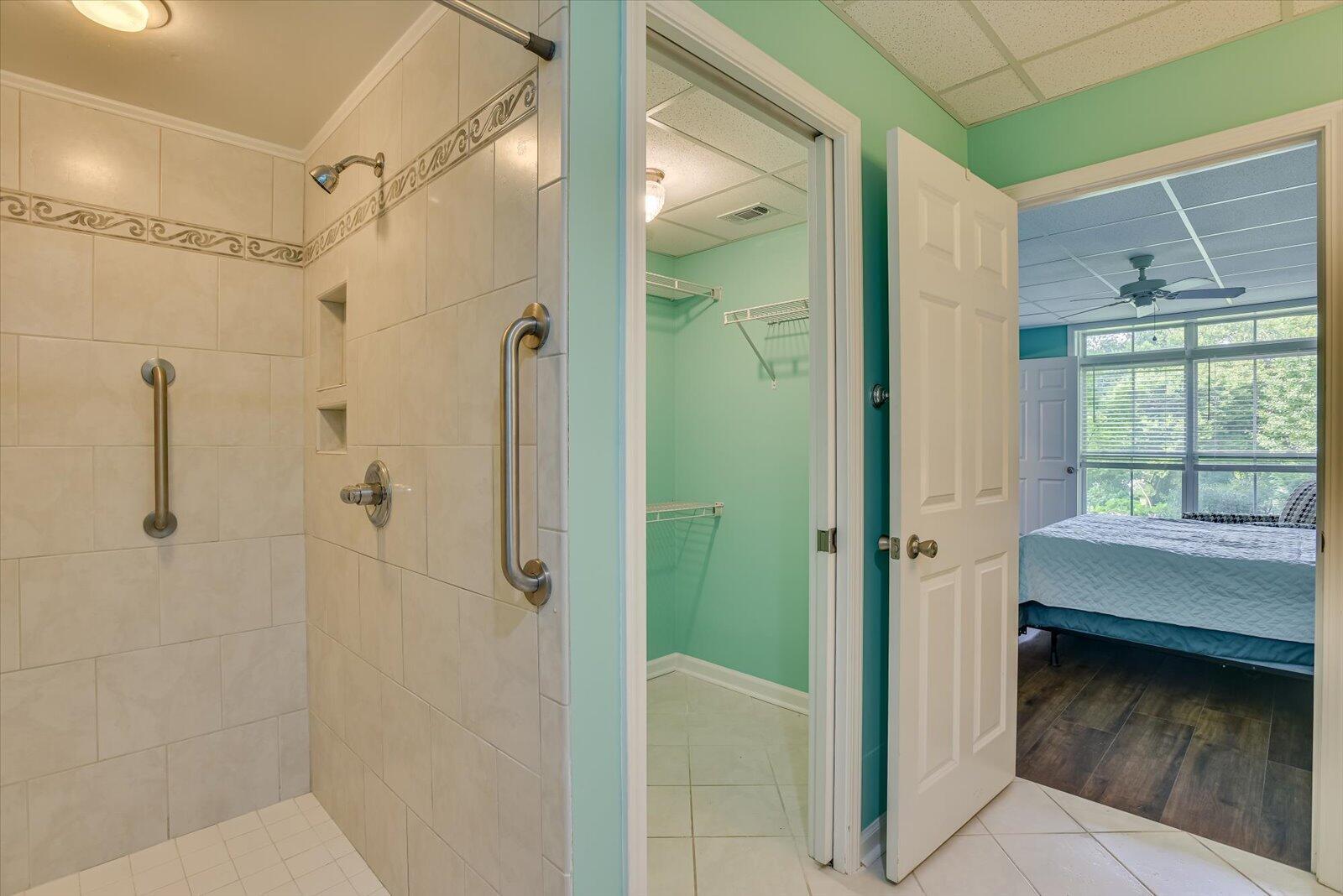 212 Jackson Avenue Property Photo 16