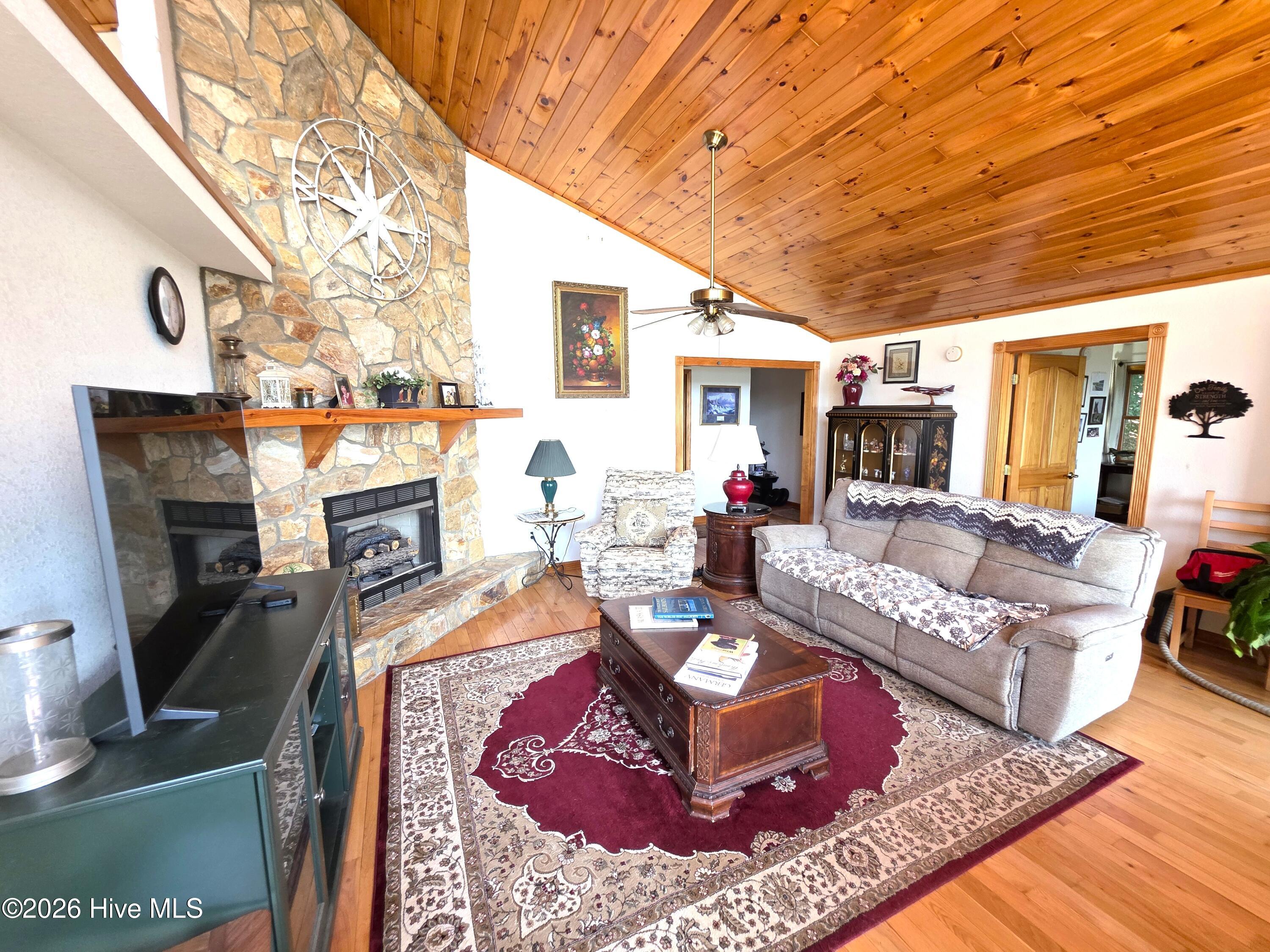 798 Timberwood Hills Road Property Photo 7