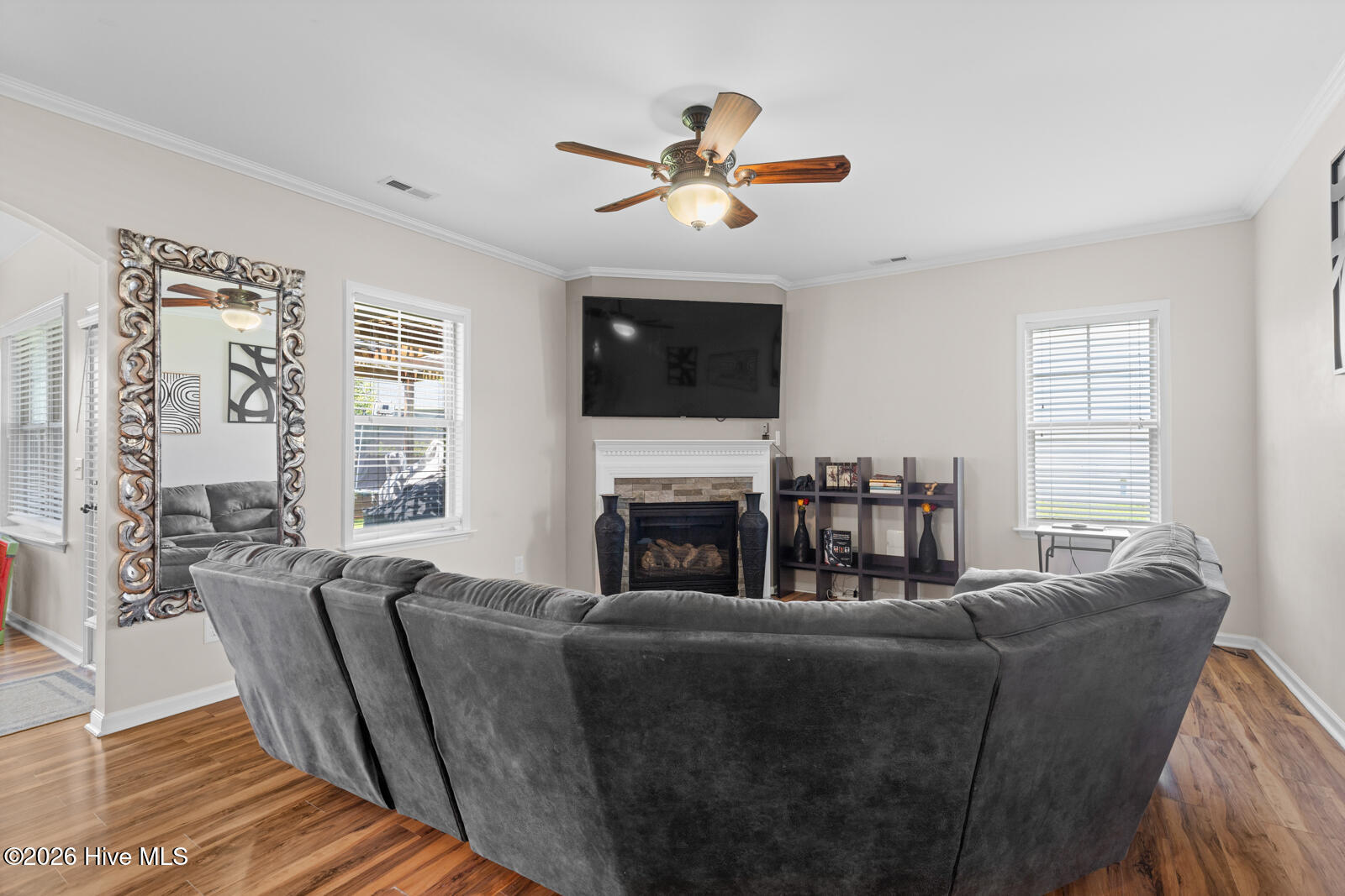 412 Cyrus Thompson Drive Property Photo 18