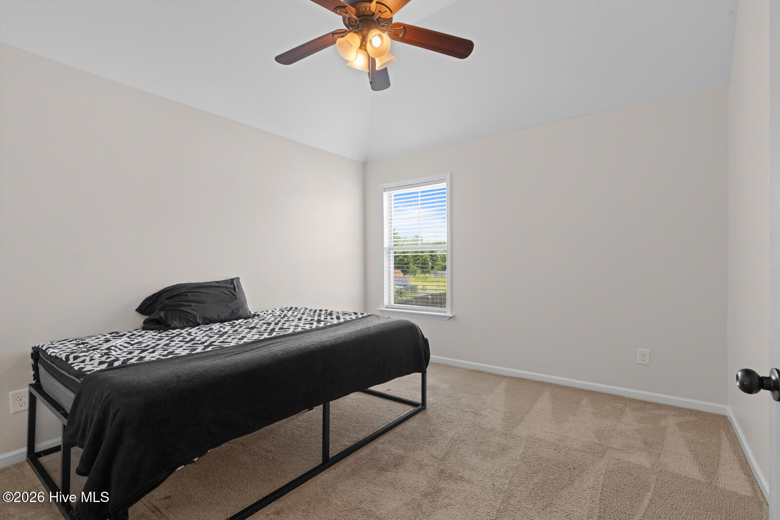 412 Cyrus Thompson Drive Property Photo 25