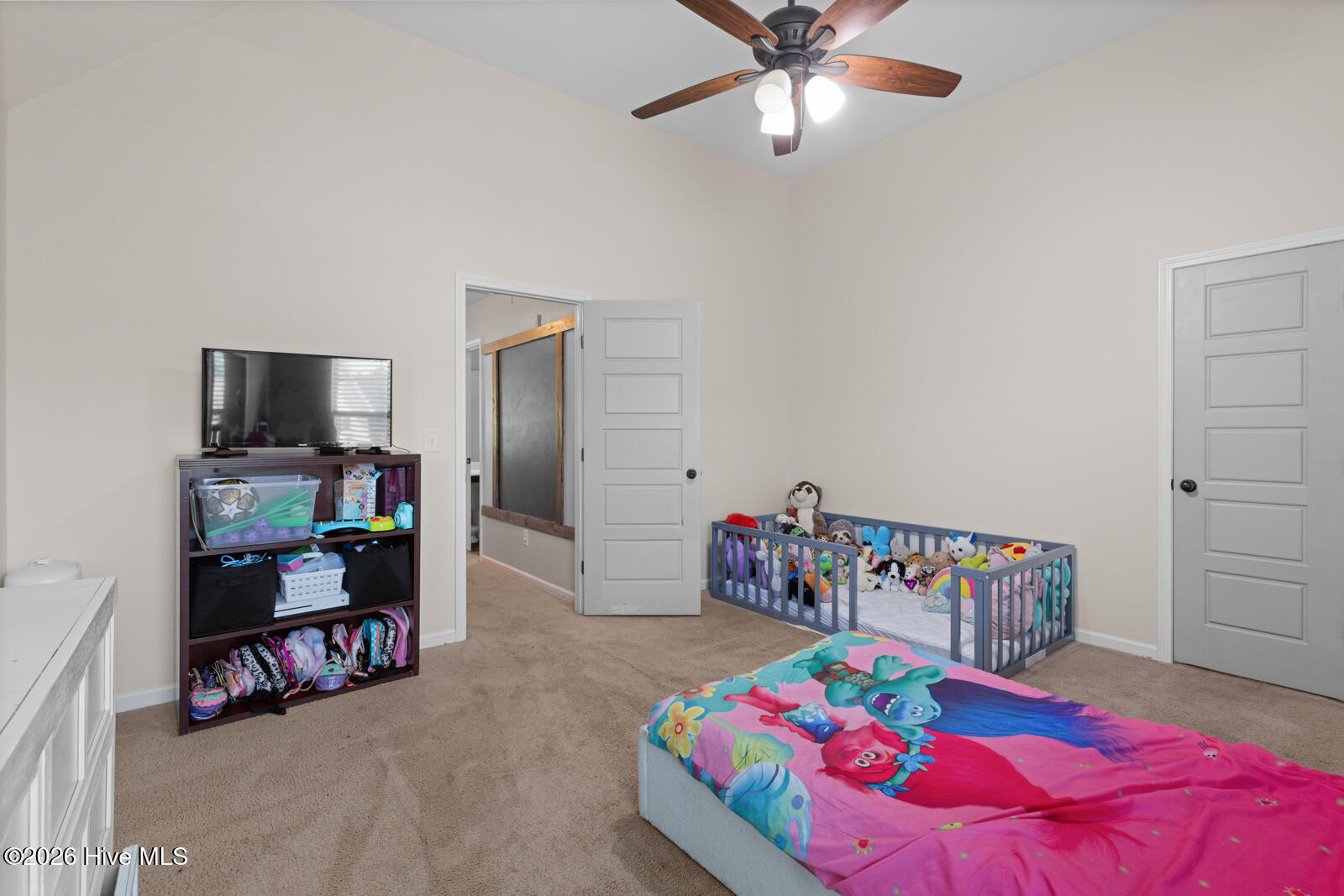 412 Cyrus Thompson Drive Property Photo 28