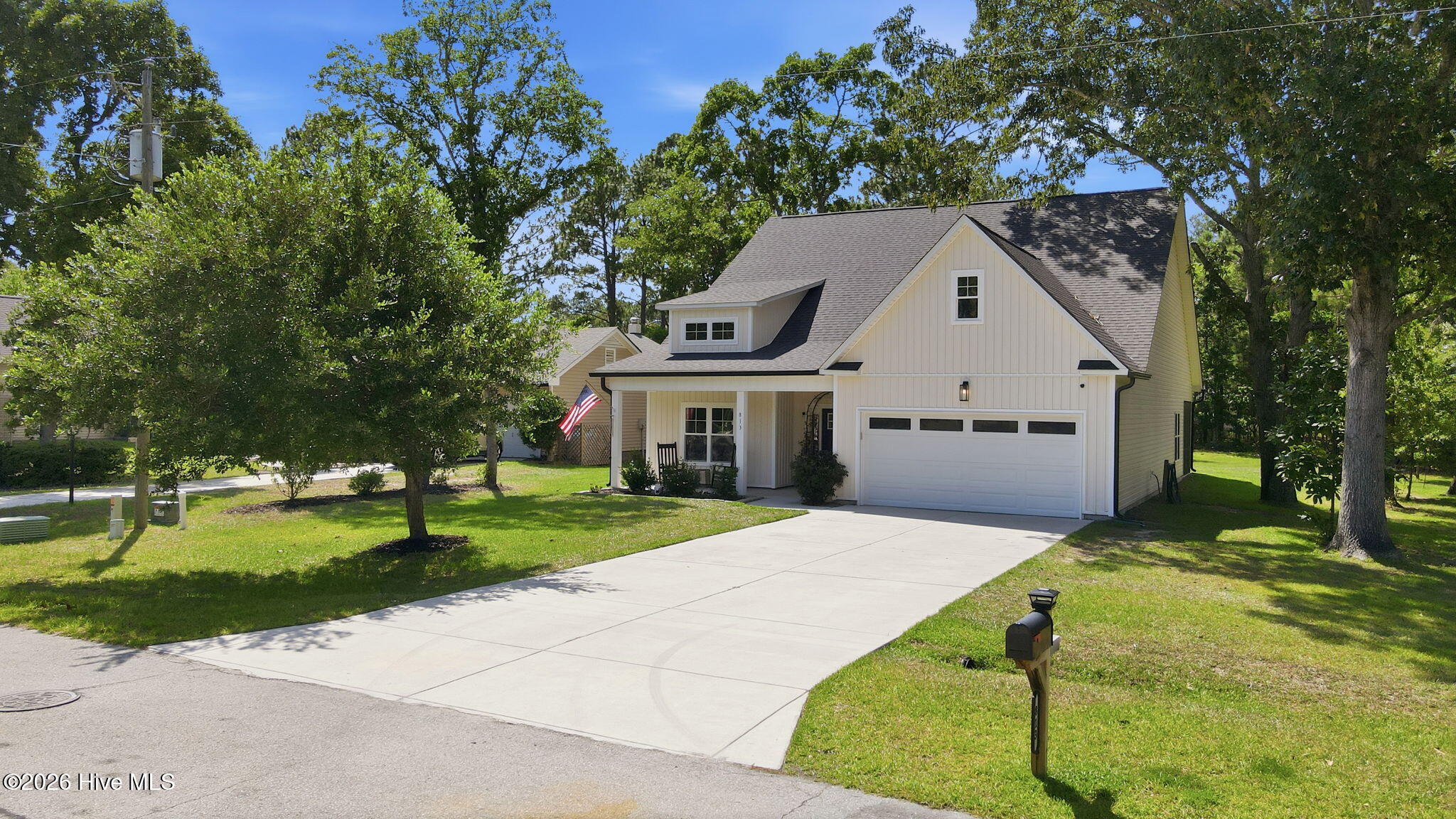 813 Bluebird Drive Property Photo 4