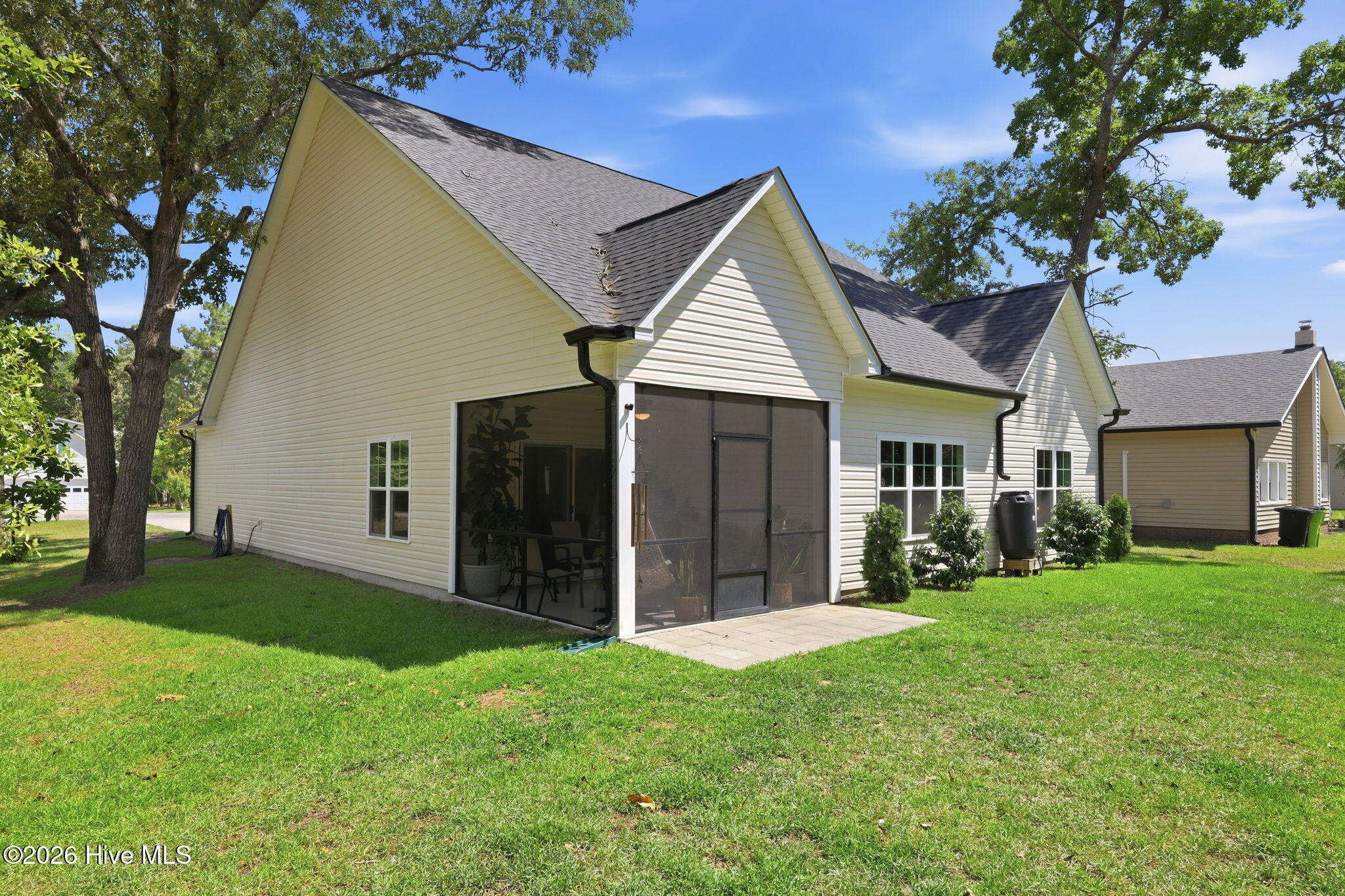 813 Bluebird Drive Property Photo 37