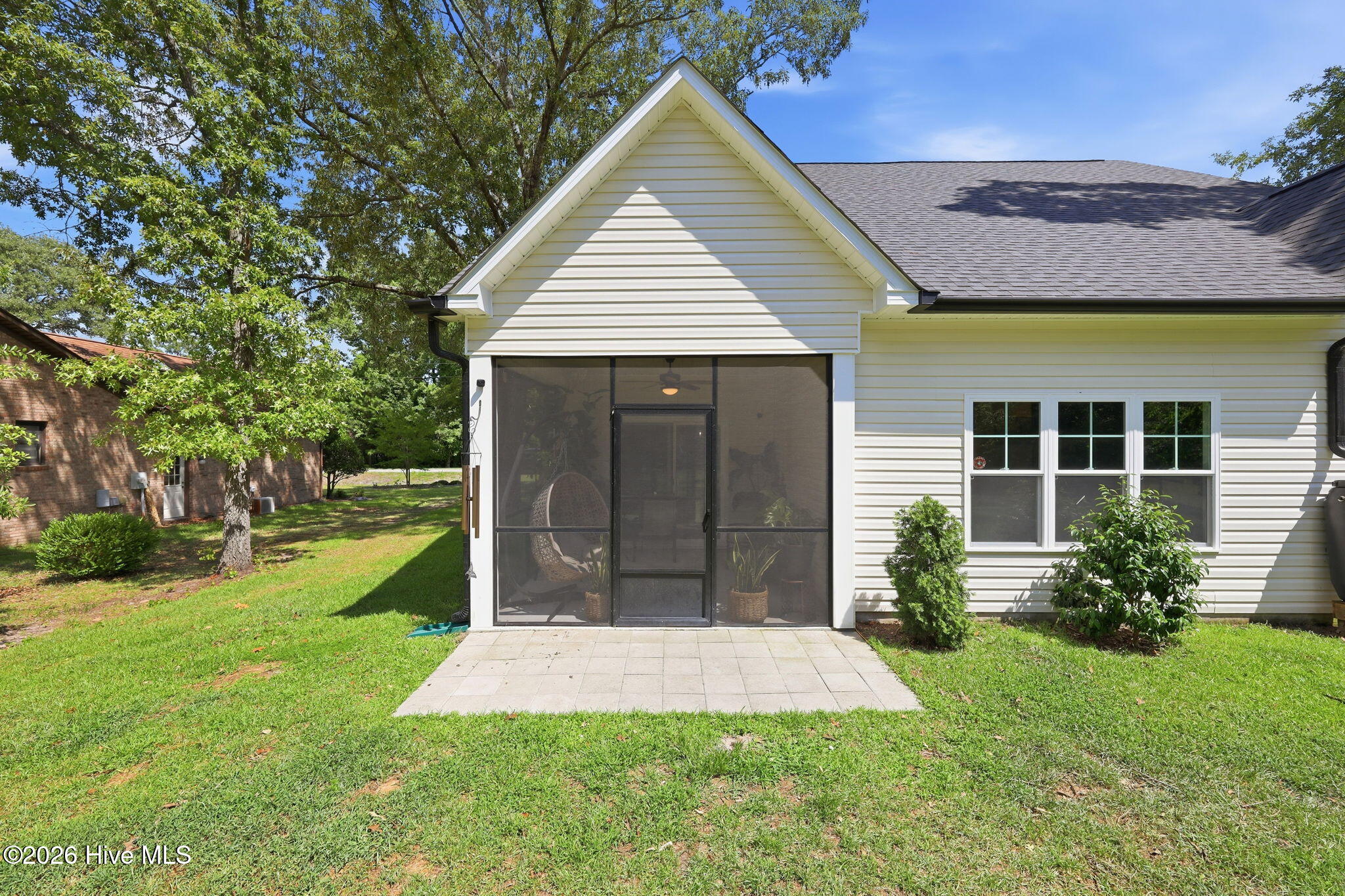 813 Bluebird Drive Property Photo 40