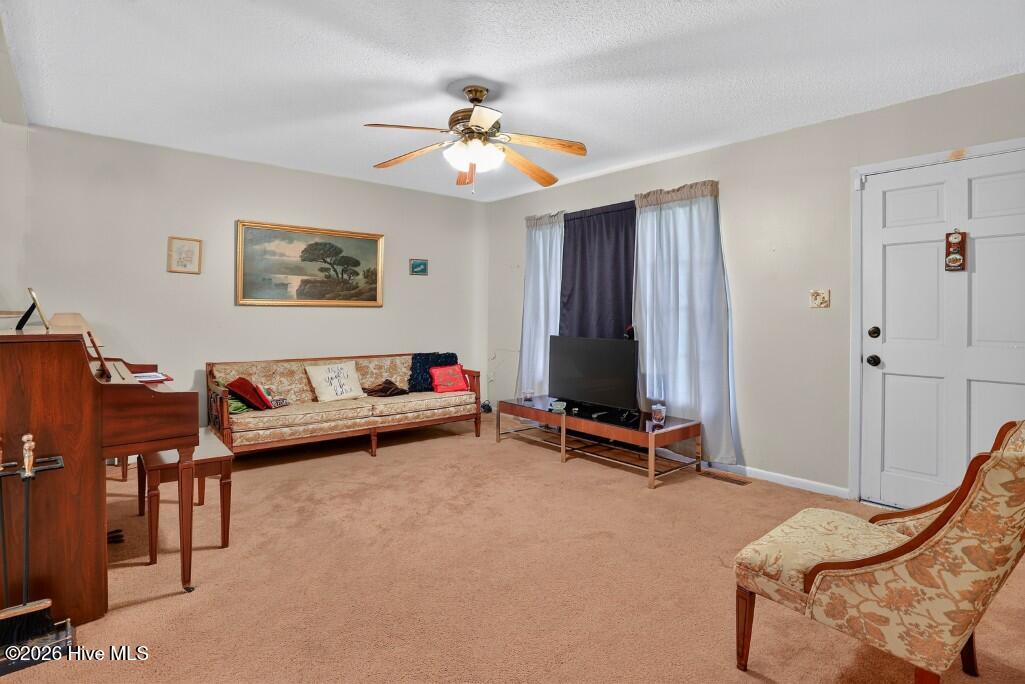2907 Mason Circle Property Photo 4