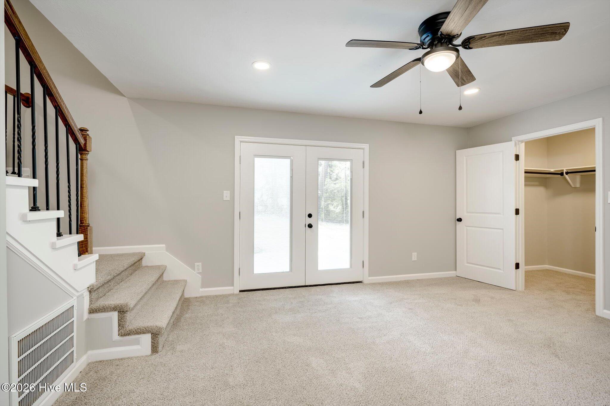 4570 Colonial Road Property Photo 17