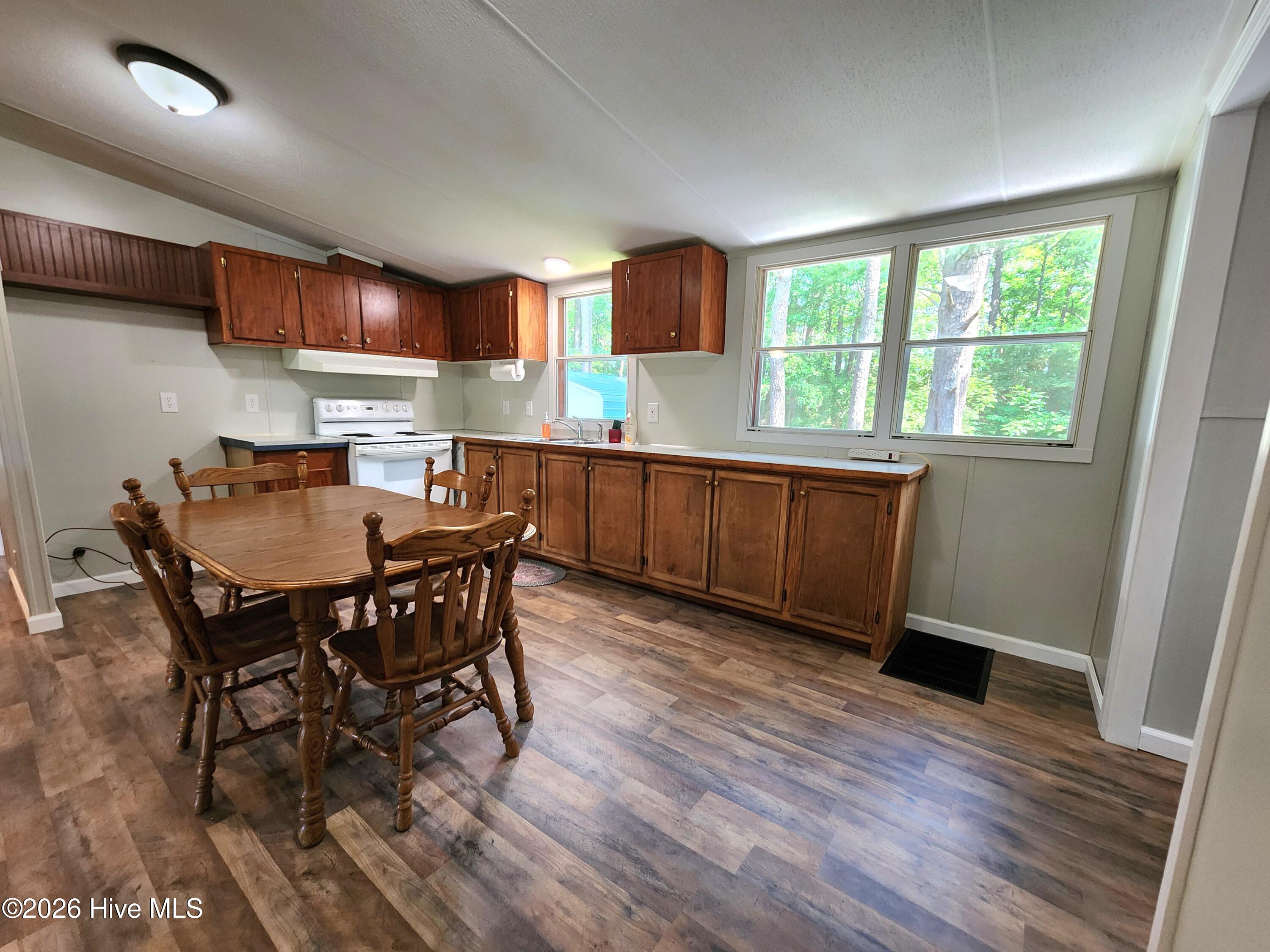 246 Grabtown Road Property Photo 7