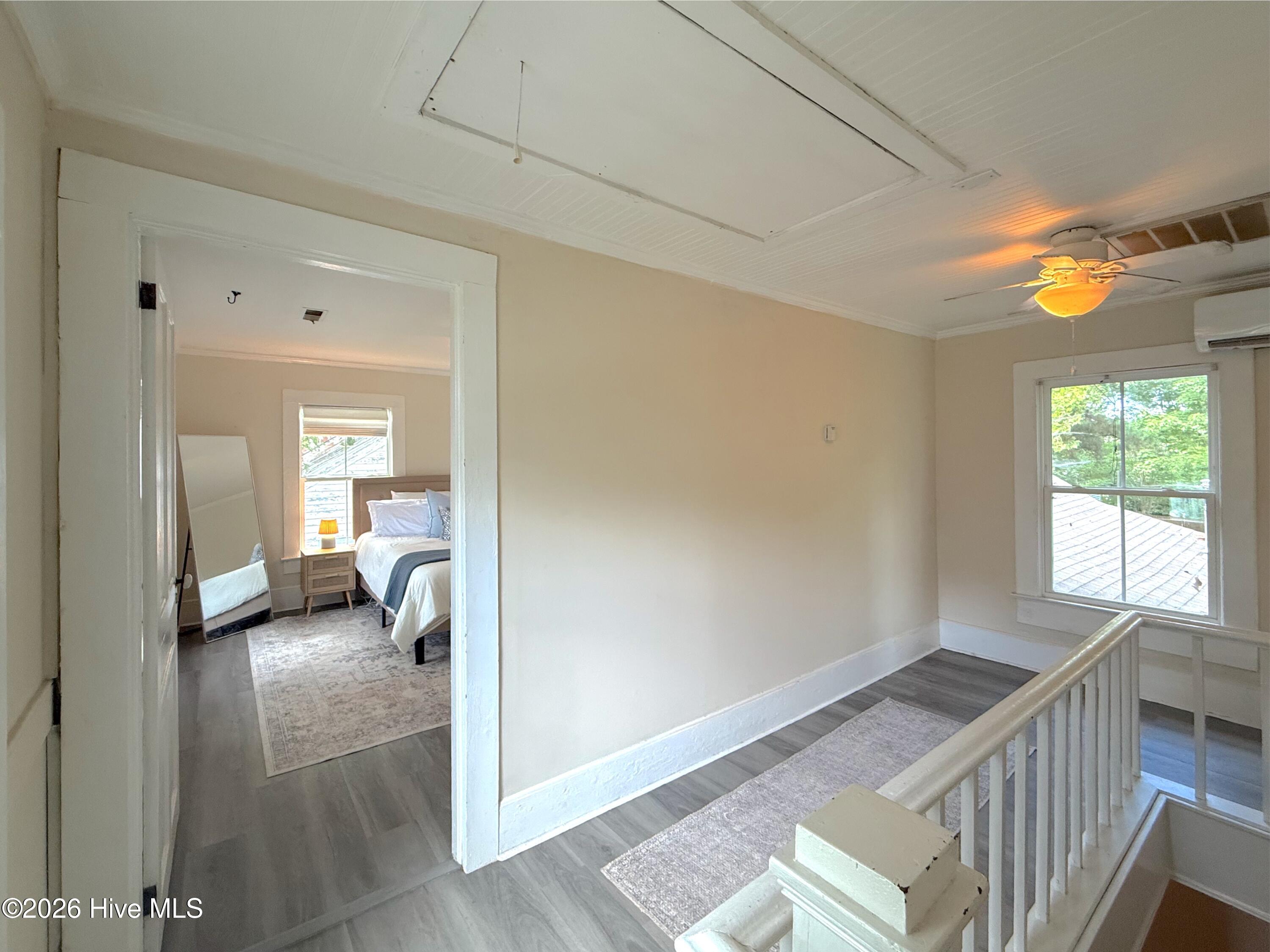 649 E Main Street Property Photo 17