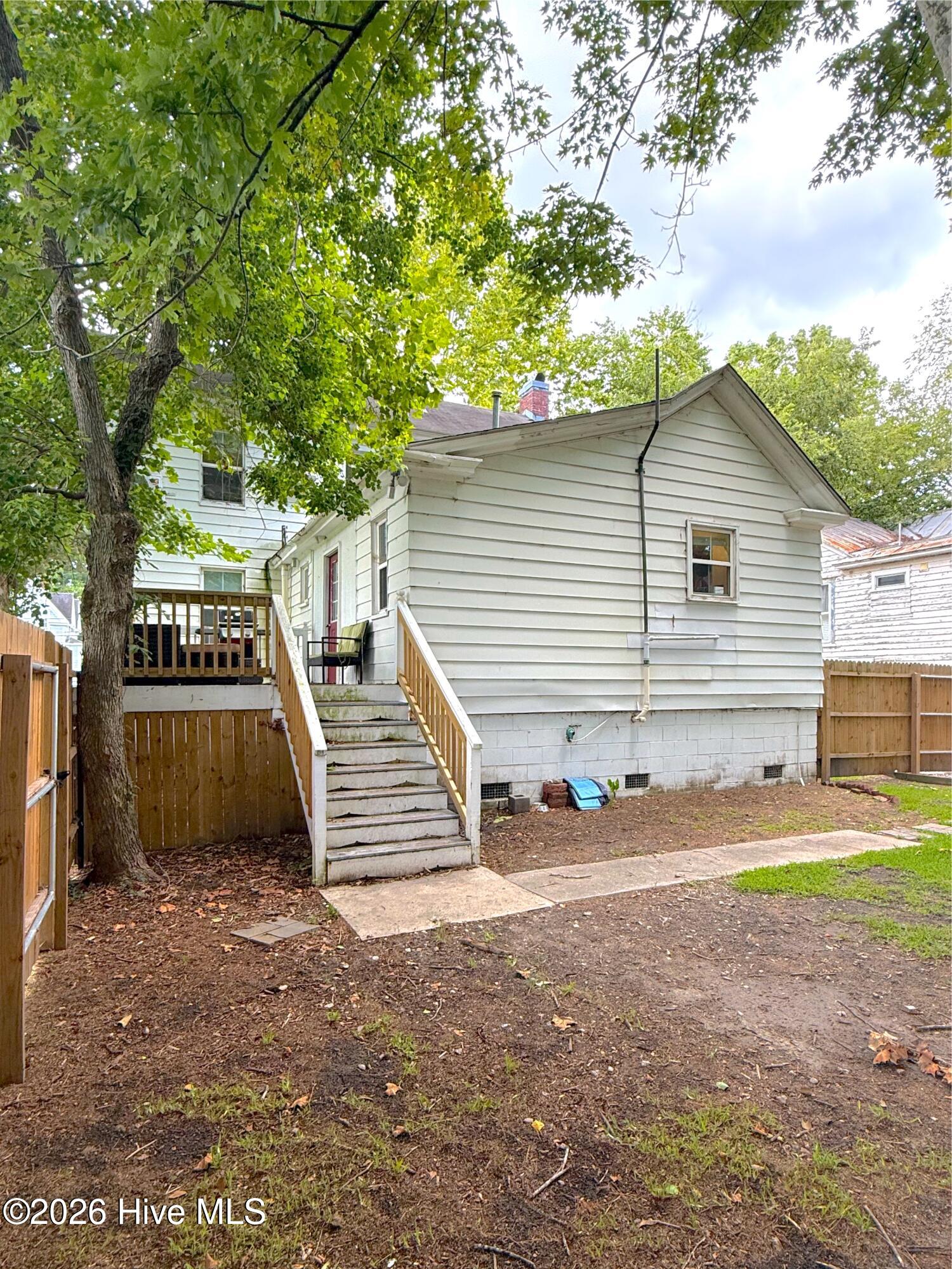 649 E Main Street Property Photo 31
