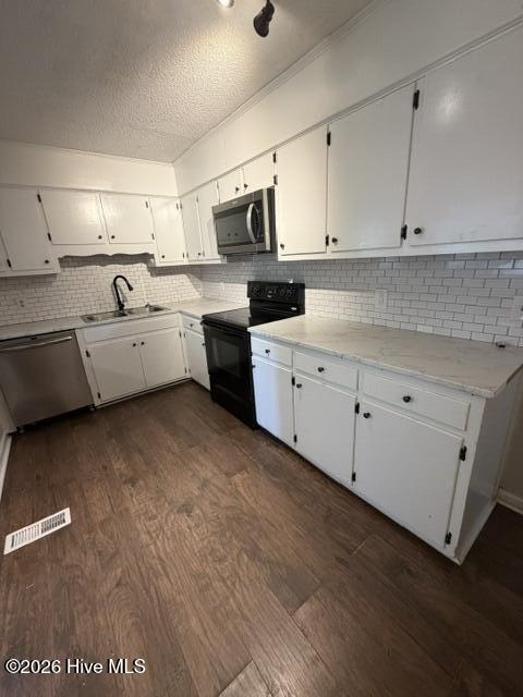 412 Midland Way Property Photo 5