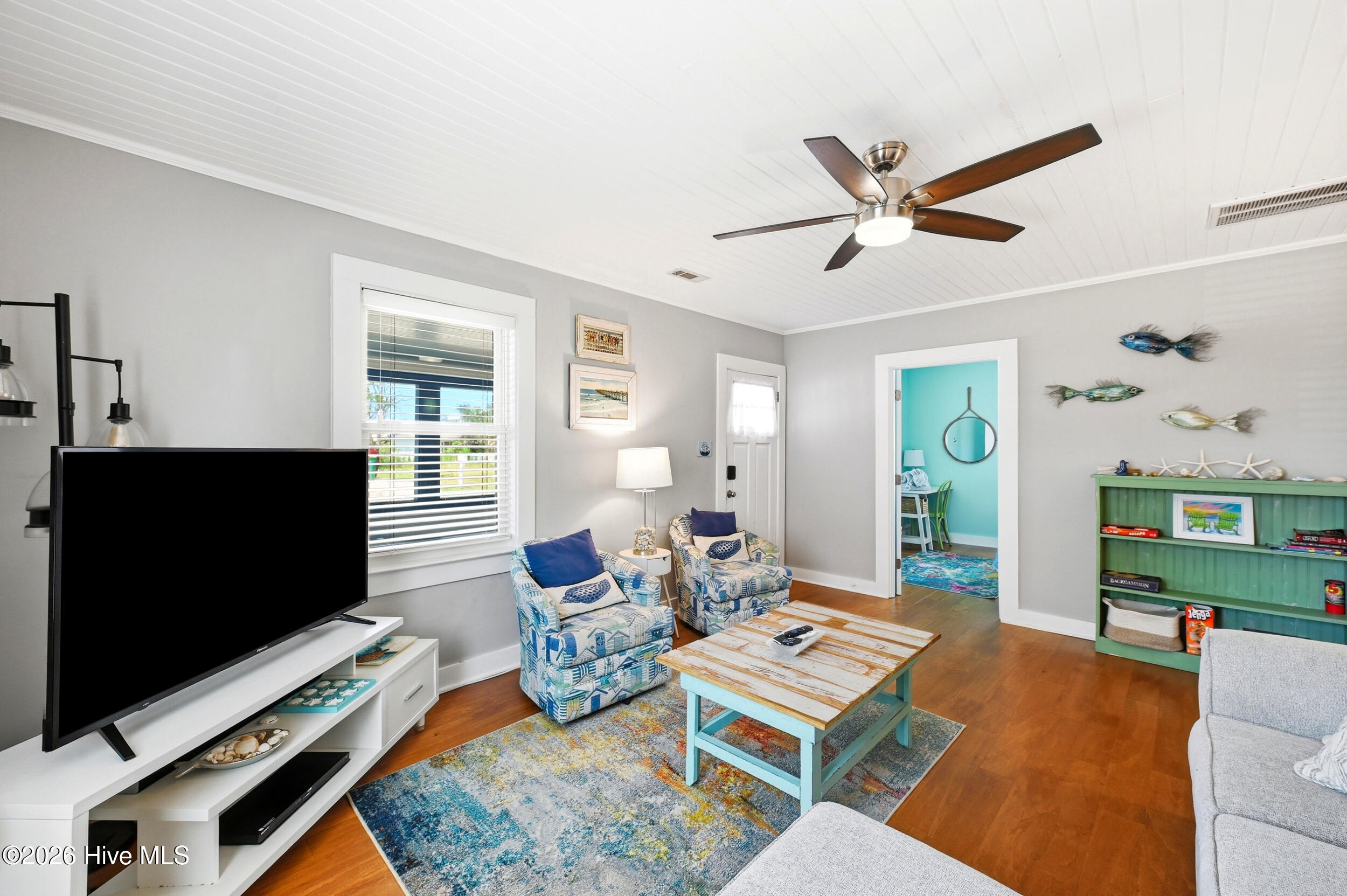 309 M Avenue Property Photo 3