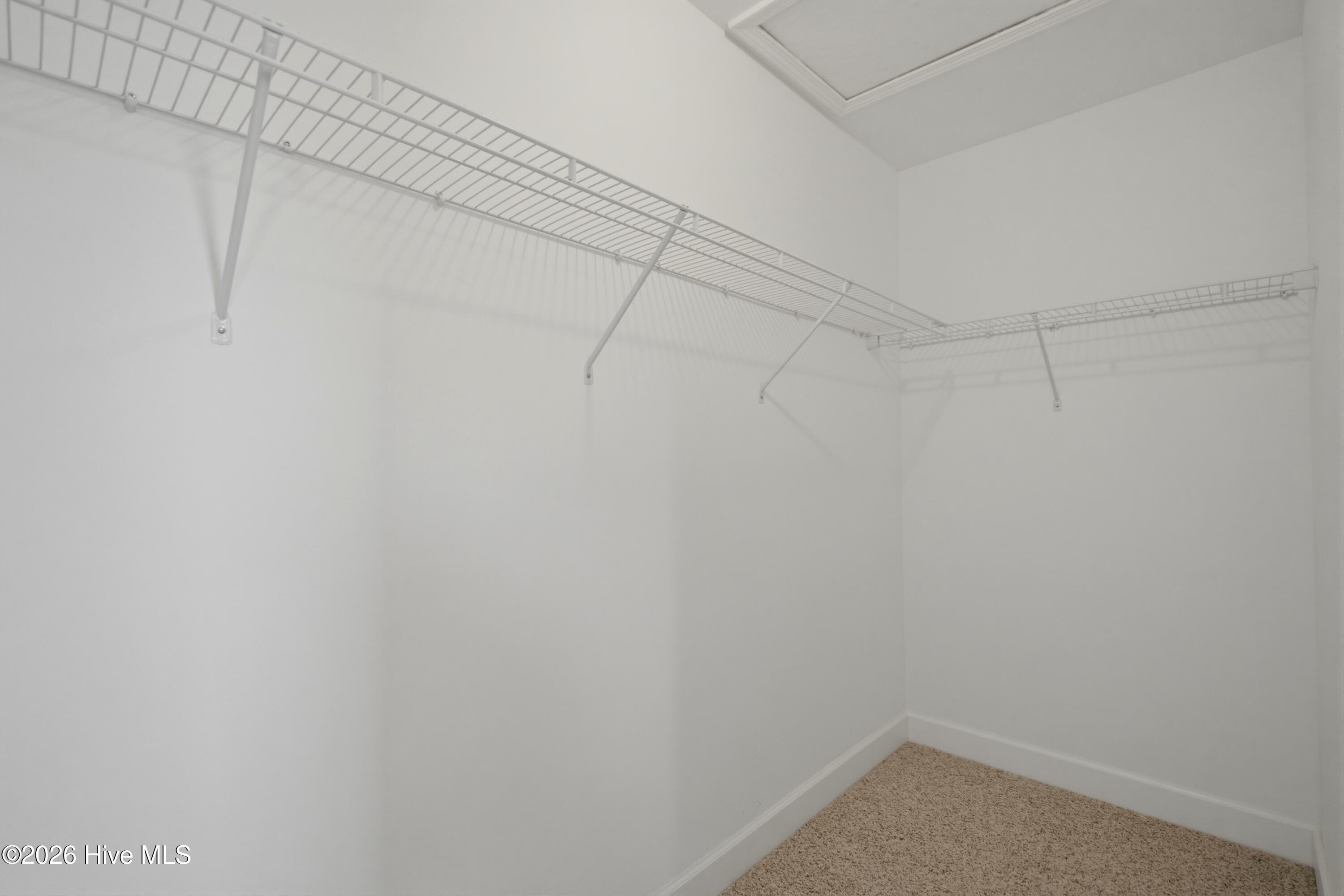 447 Avendale Drive Property Photo 28