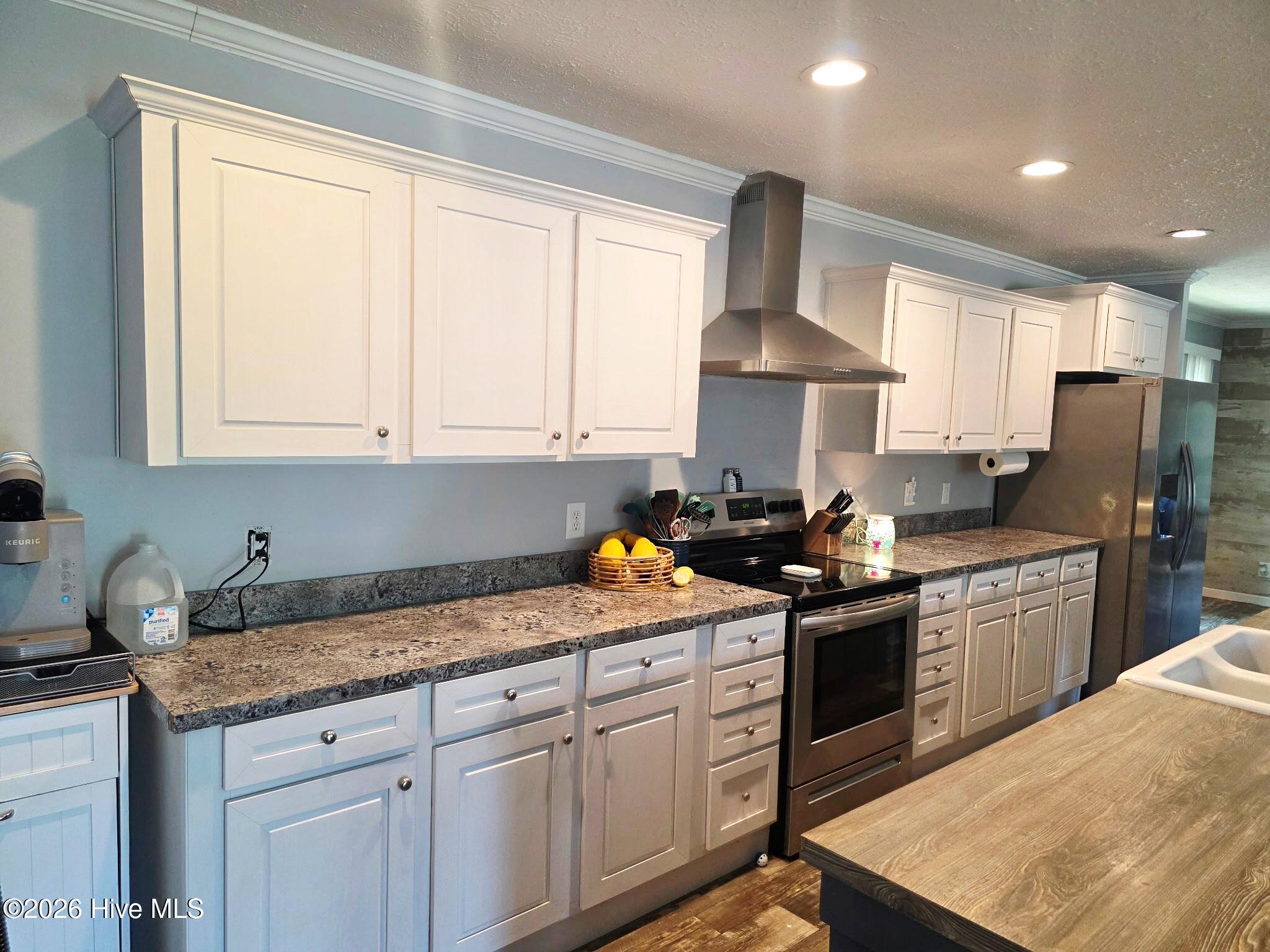 2094 Traders Neck Road Property Photo 6