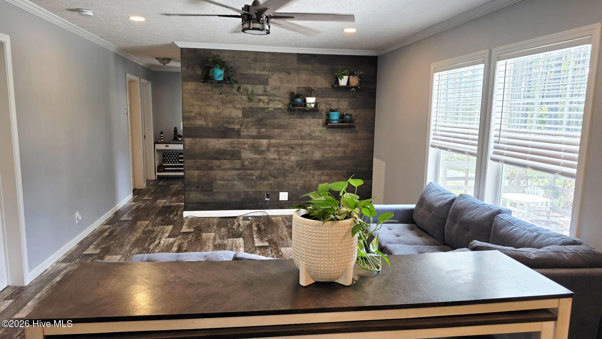 2094 Traders Neck Road Property Photo 10