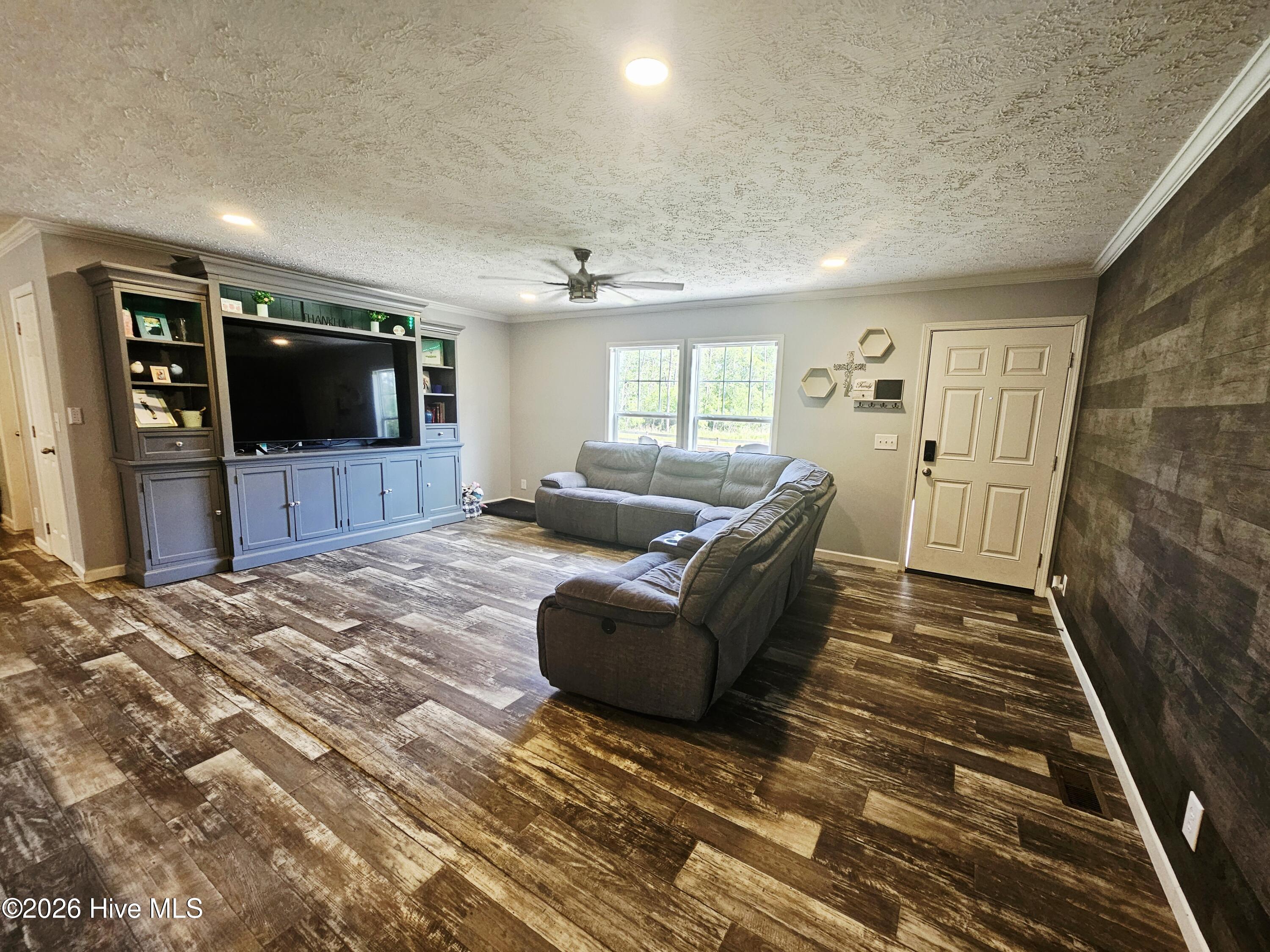 2094 Traders Neck Road Property Photo 14