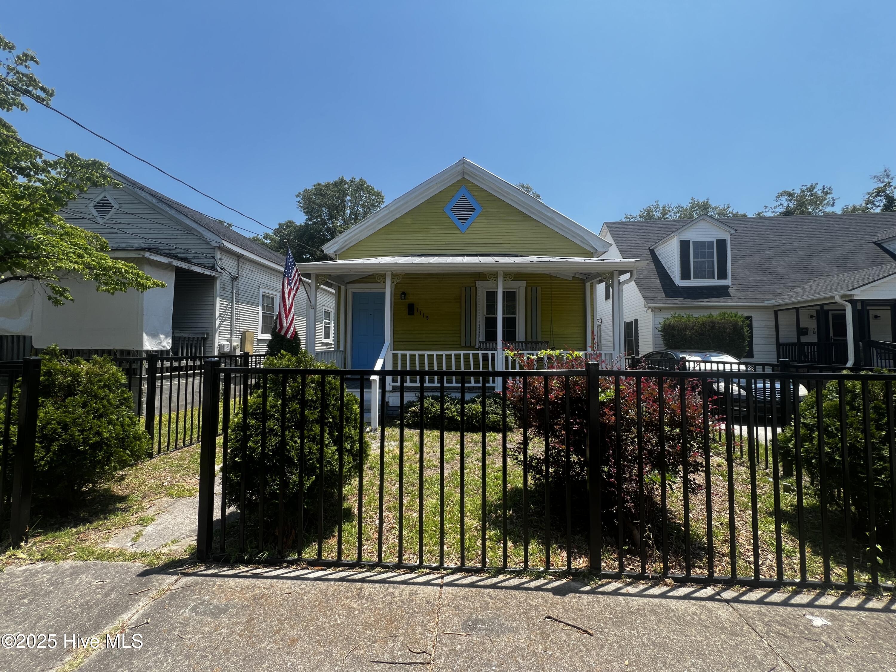 1115 S 9th Street Property Photo 1