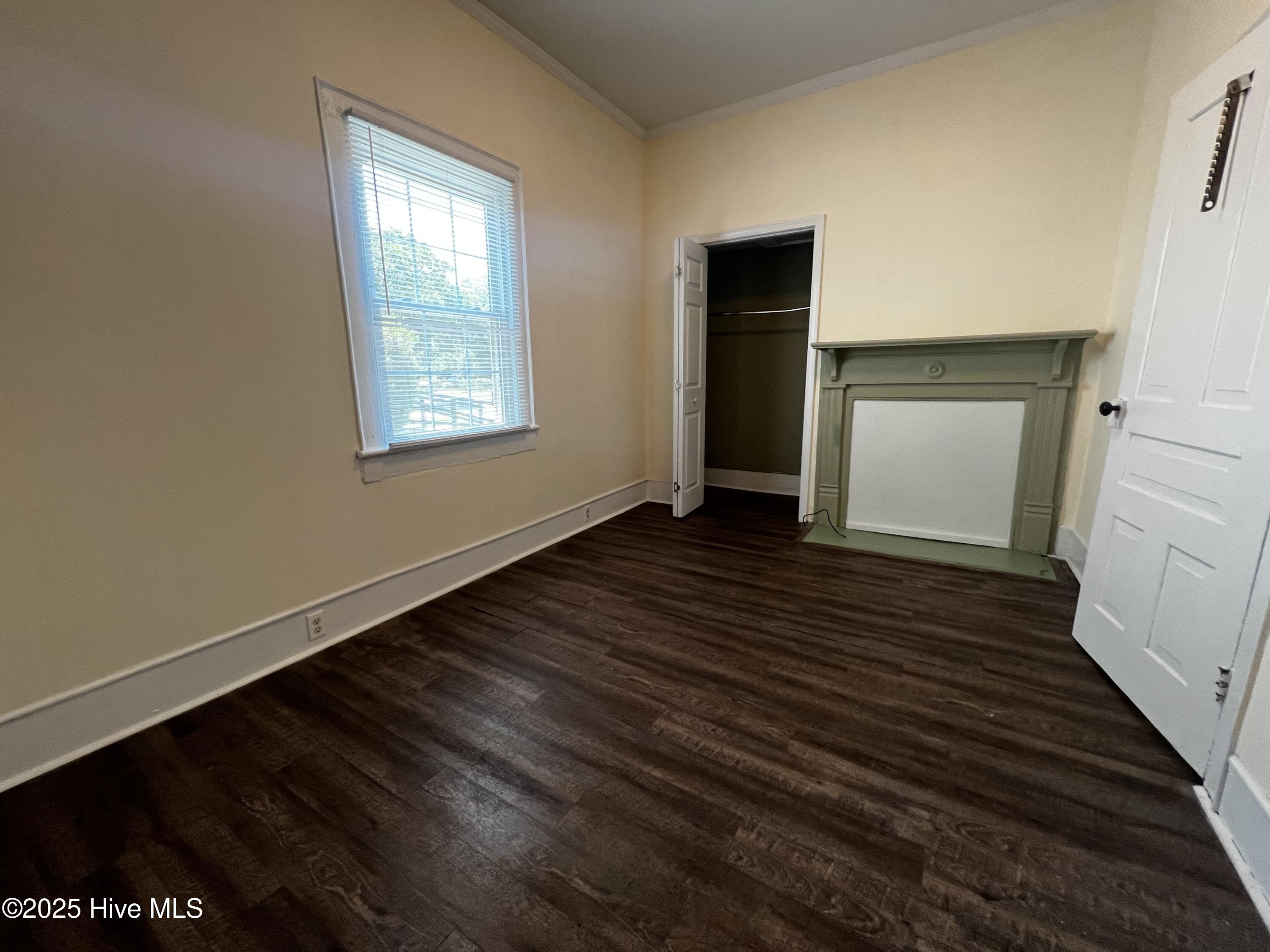 1115 S 9th Street Property Photo 4