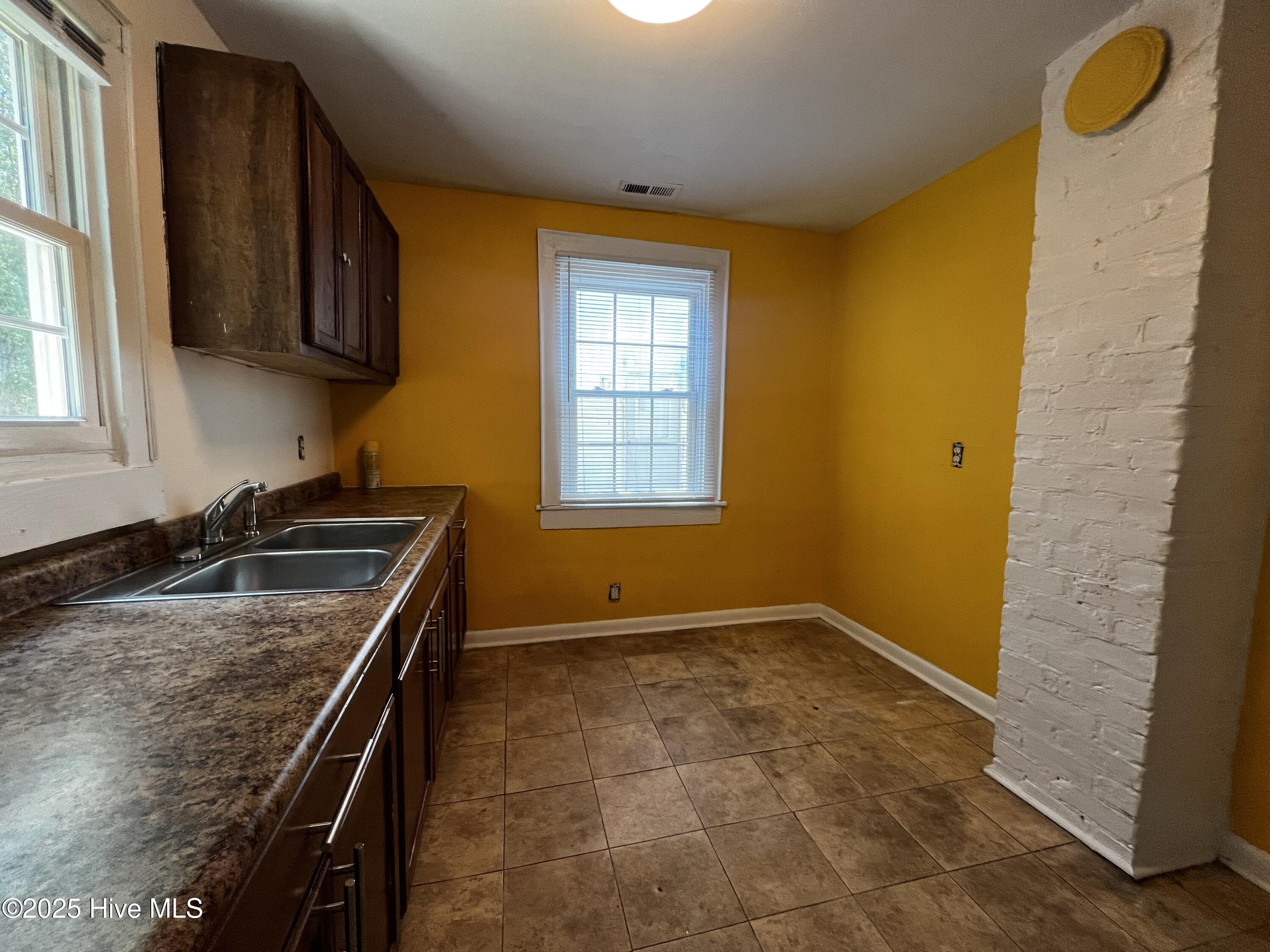 1115 S 9th Street Property Photo 7