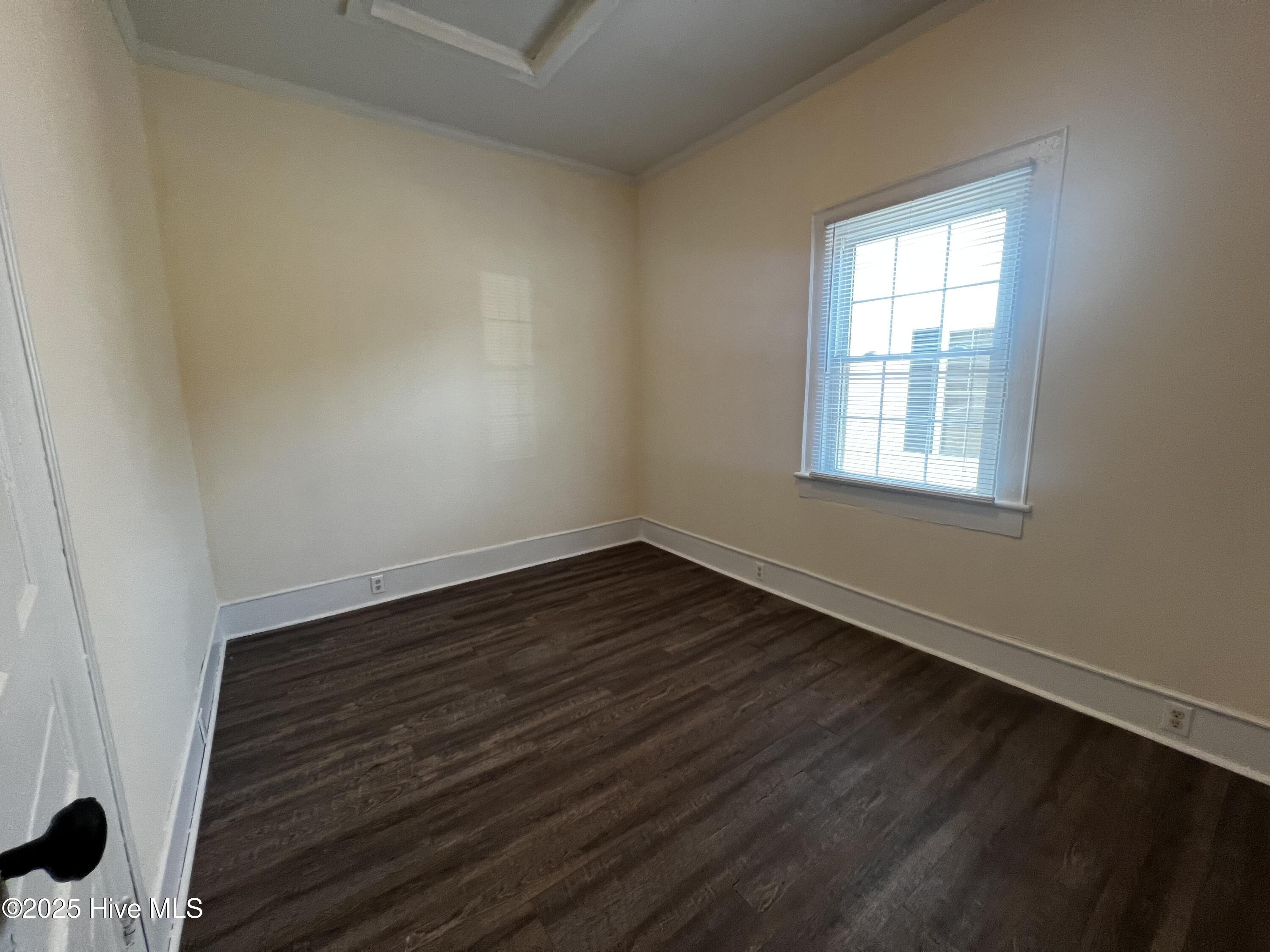 1115 S 9th Street Property Photo 10