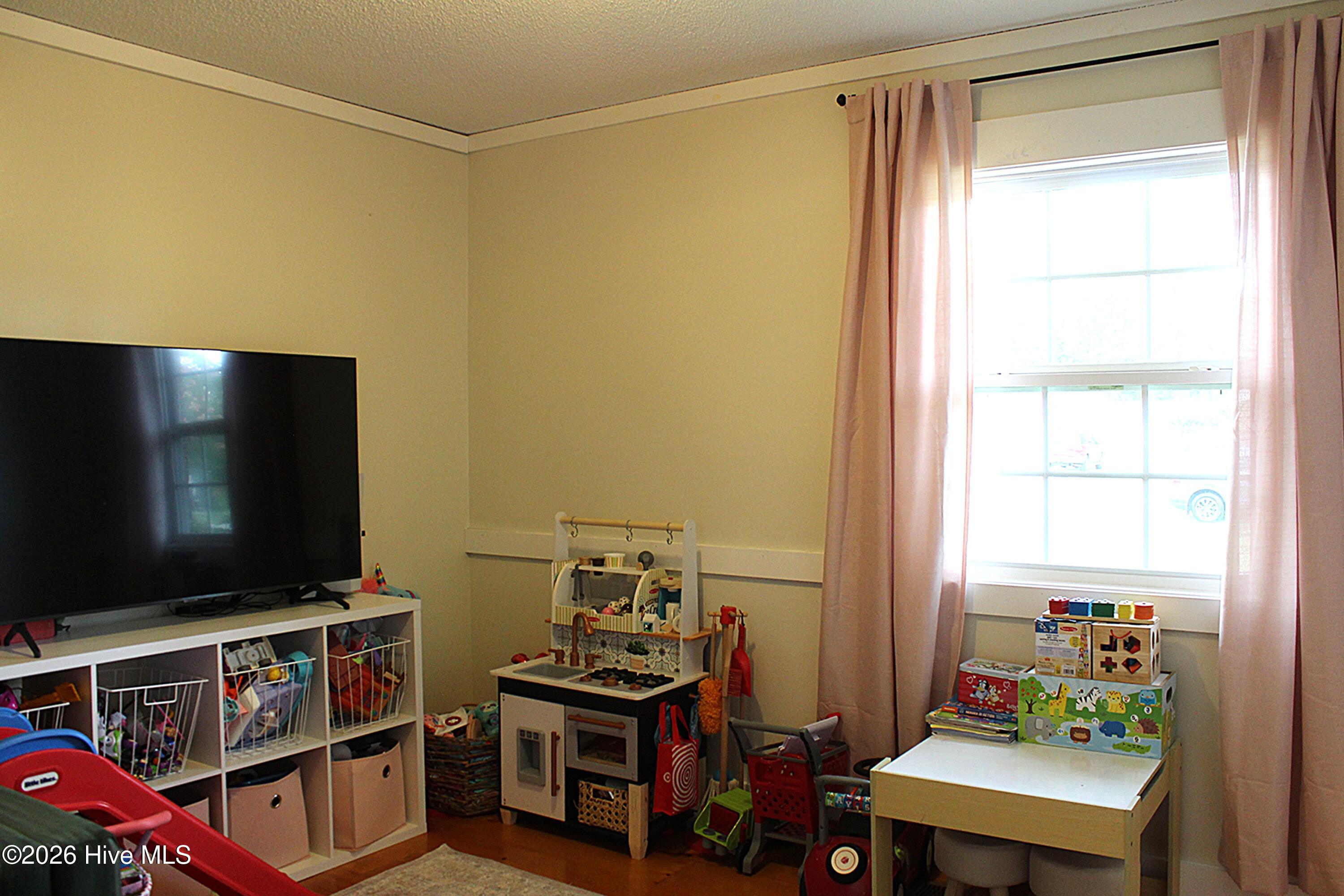 218 Dogwood Street Property Photo 10