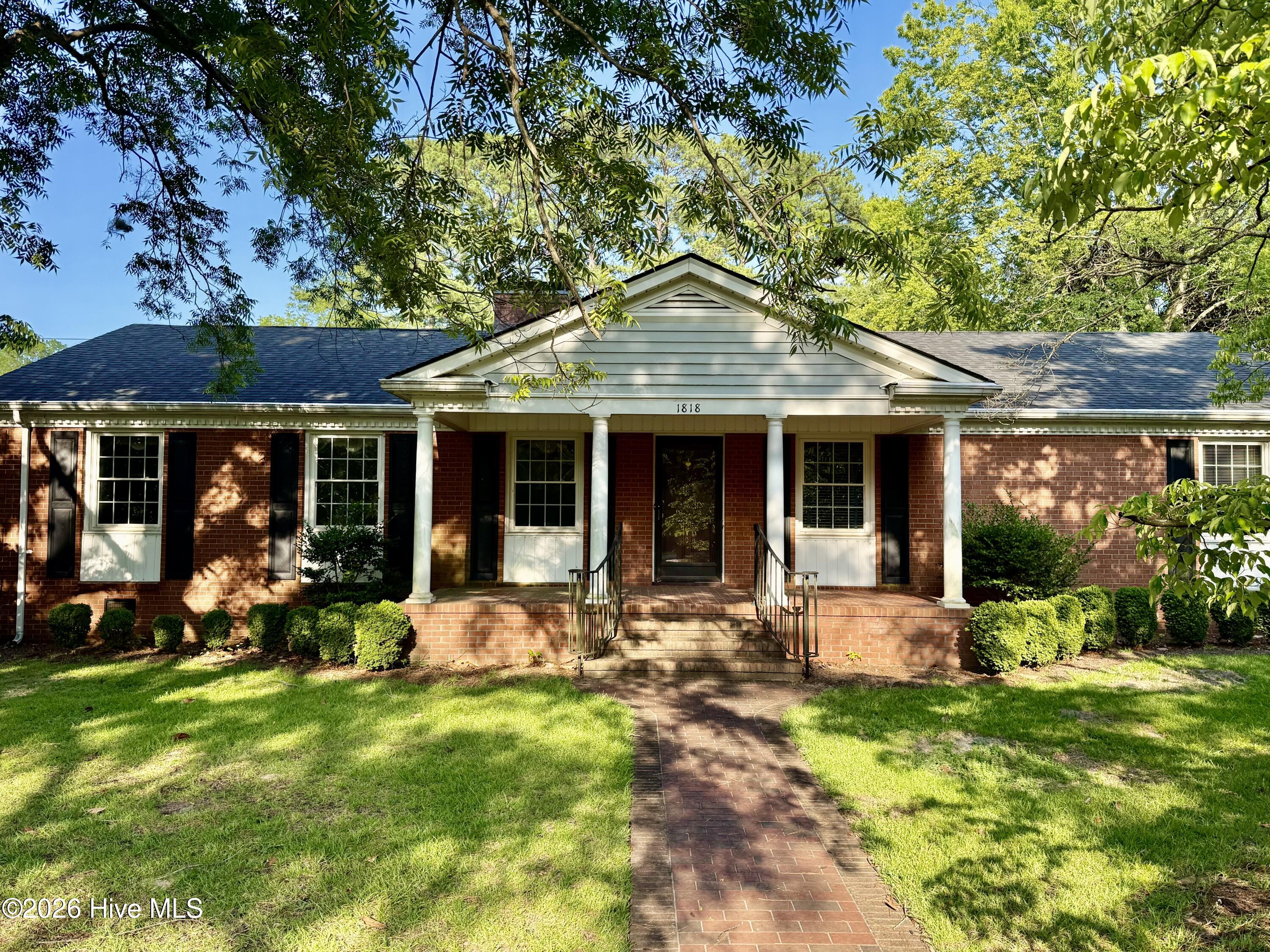 1818 Friendly Road Property Photo 1
