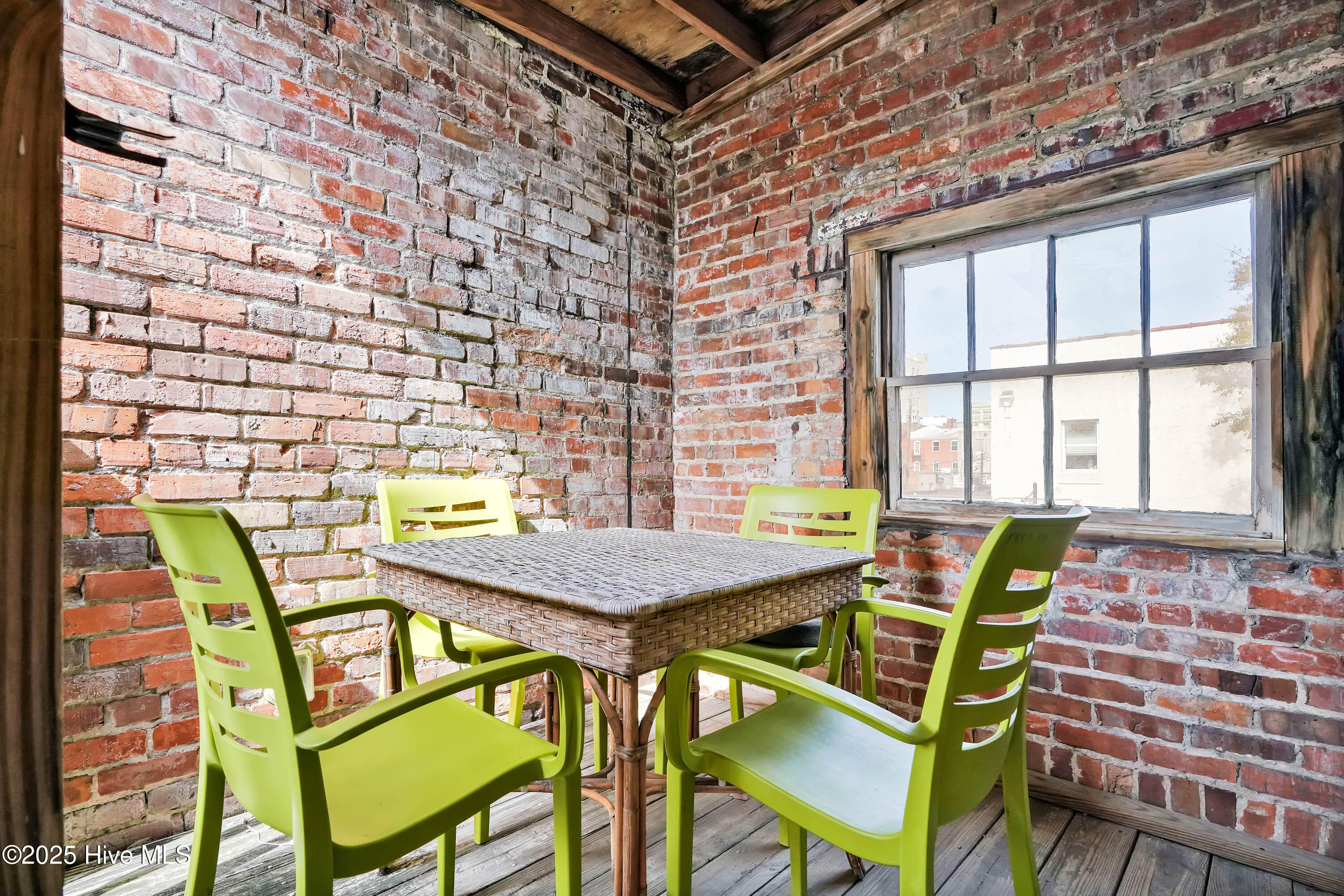 118 Dock Street Apt 8 Property Photo 23