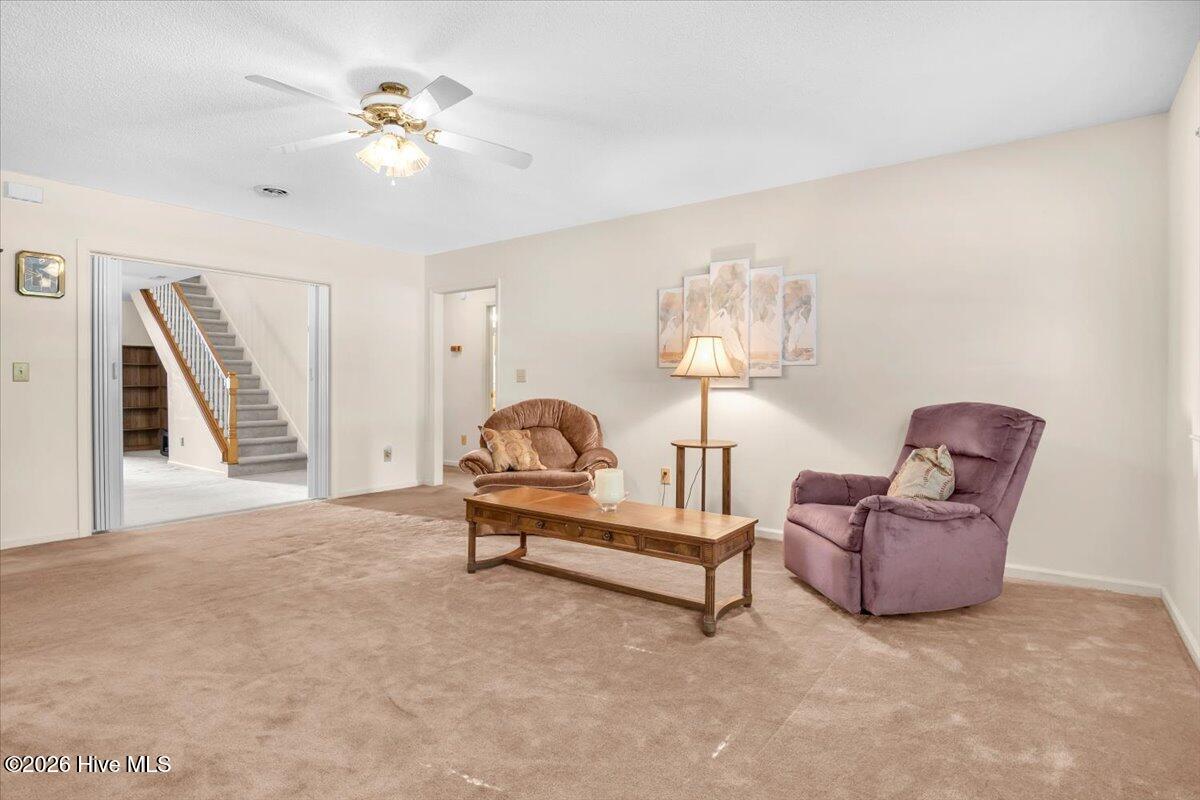 109 Ne 30th Street Property Photo 5