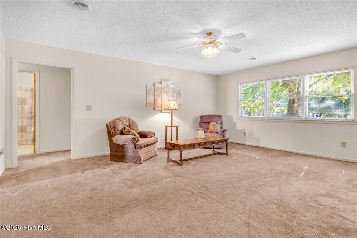 109 Ne 30th Street Property Photo 8