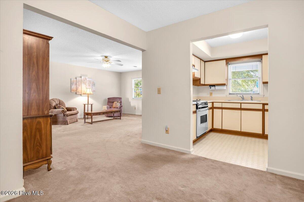 109 Ne 30th Street Property Photo 10