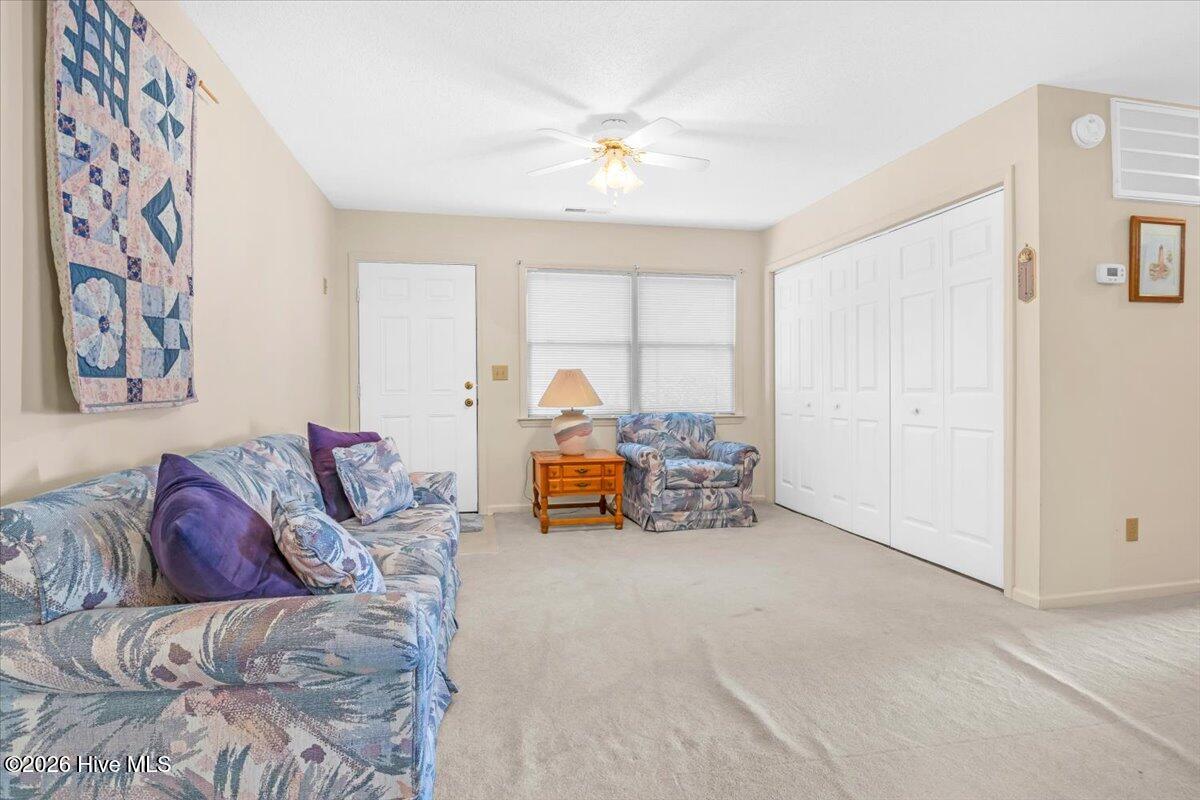 109 Ne 30th Street Property Photo 23