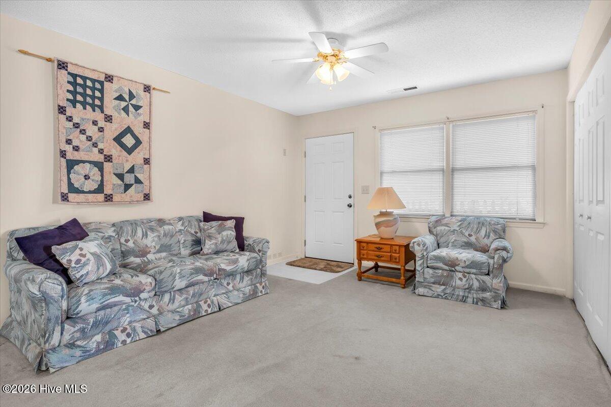 109 Ne 30th Street Property Photo 25