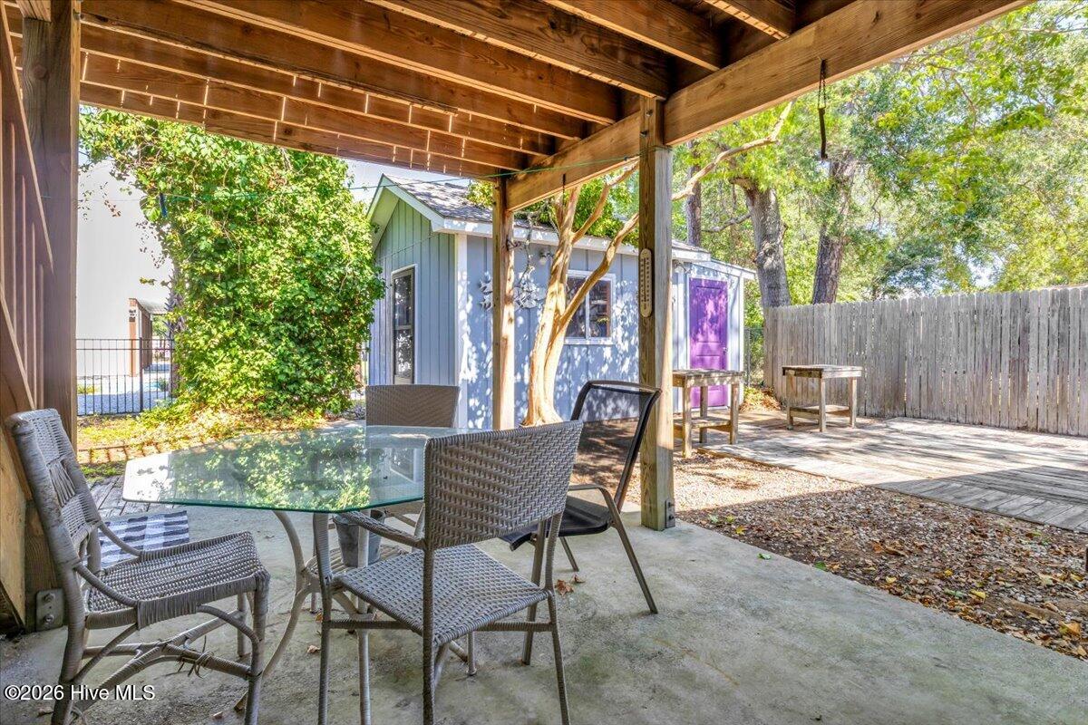 109 Ne 30th Street Property Photo 49